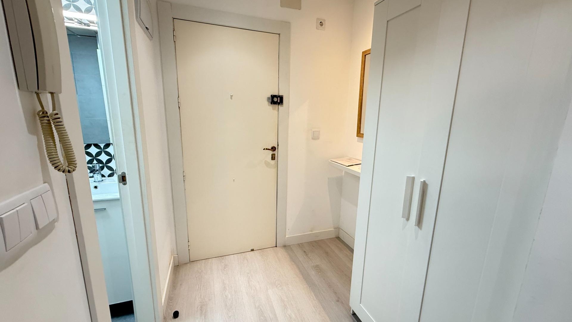 Venta - Apartamento piso -
Torrevieja - Antonio Machado