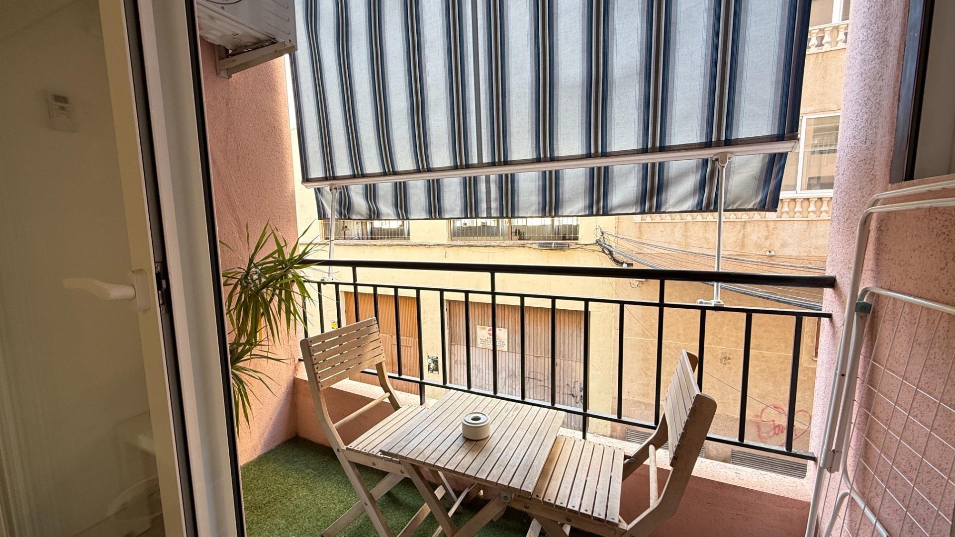 Venta - Apartamento piso -
Torrevieja - Antonio Machado