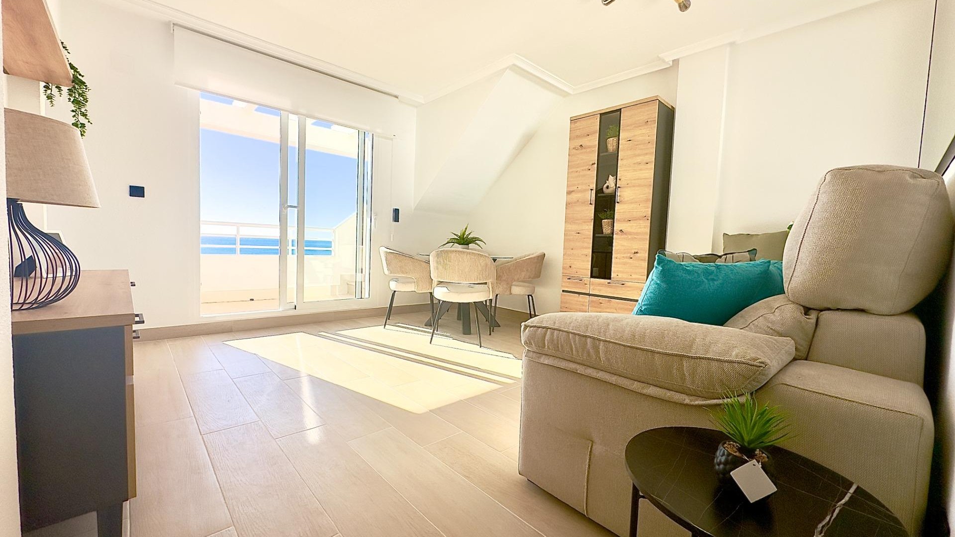 Venta - Apartamento piso -
Torrevieja - Cabo cervera