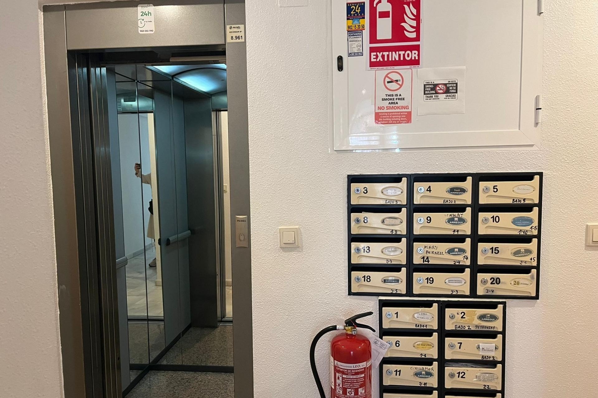 Venta - Apartamento / Piso -
Torrevieja - Cabo Cervera