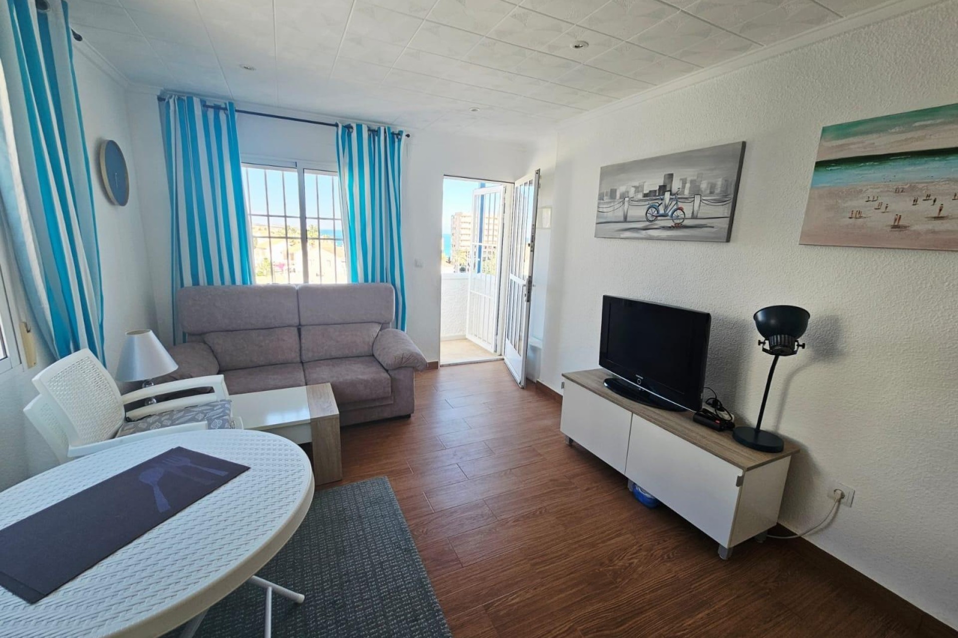 Venta - Apartamento / Piso -
Torrevieja - Cabo cervera