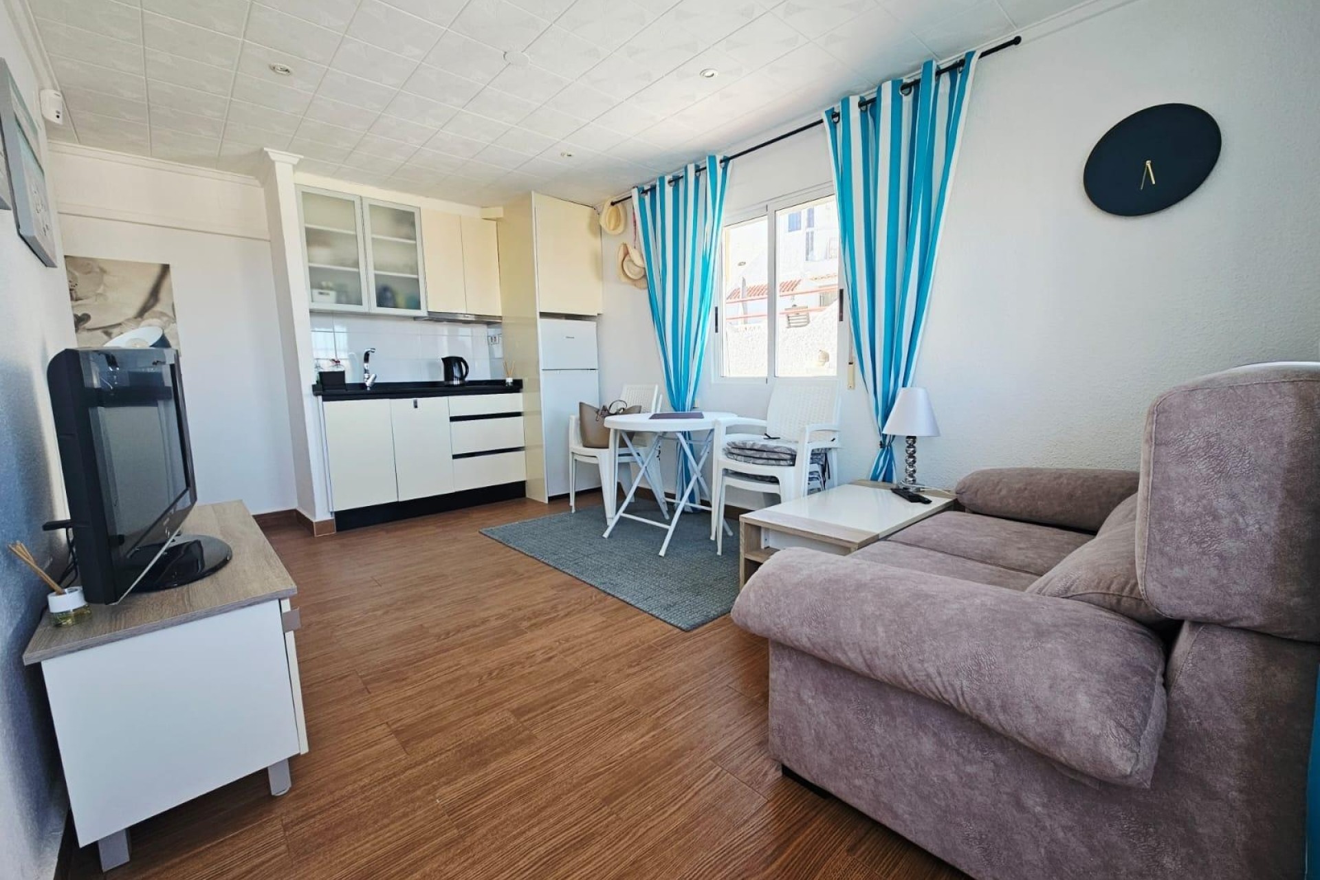 Venta - Apartamento / Piso -
Torrevieja - Cabo cervera