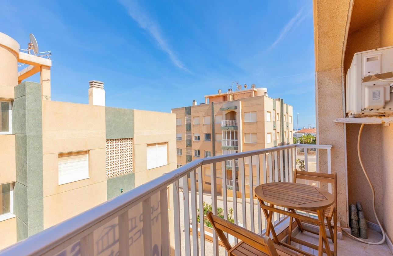 Venta - Apartamento / Piso -
Torrevieja - Cabo cervera