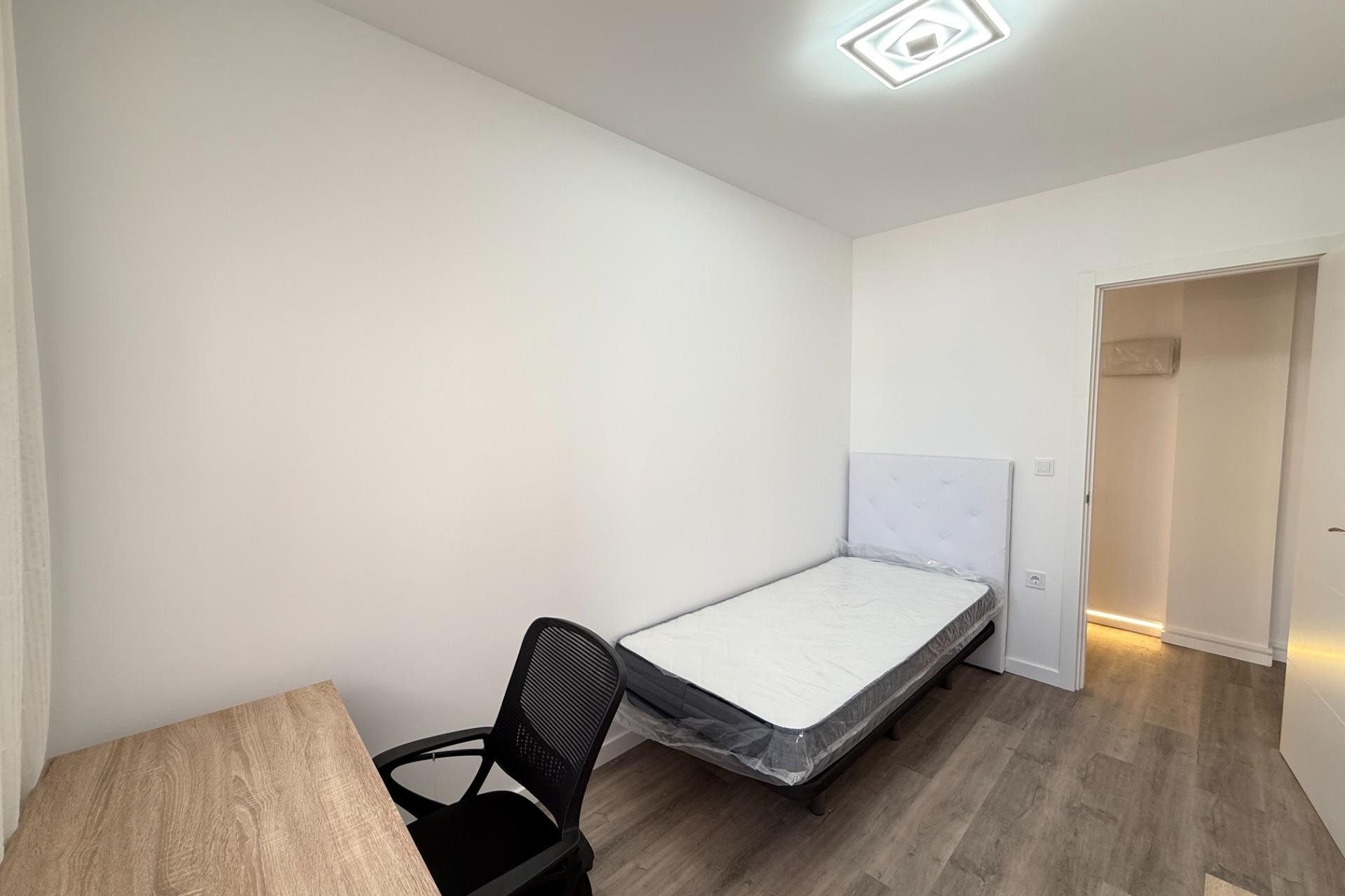 Venta - Apartamento piso -
Torrevieja - Center