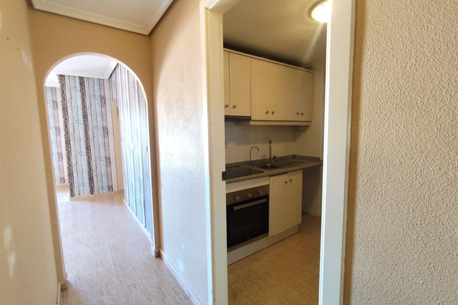 Venta - Apartamento / Piso -
Torrevieja - Center