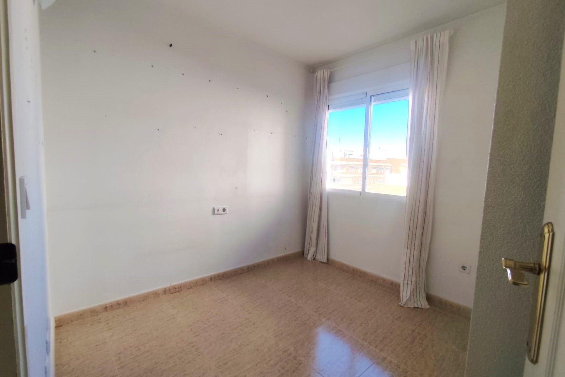 Venta - Apartamento / Piso -
Torrevieja - Center