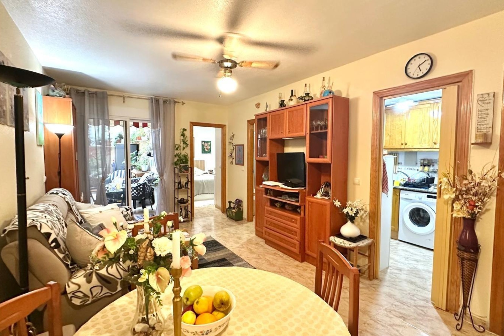 Venta - Apartamento / Piso -
Torrevieja - Center