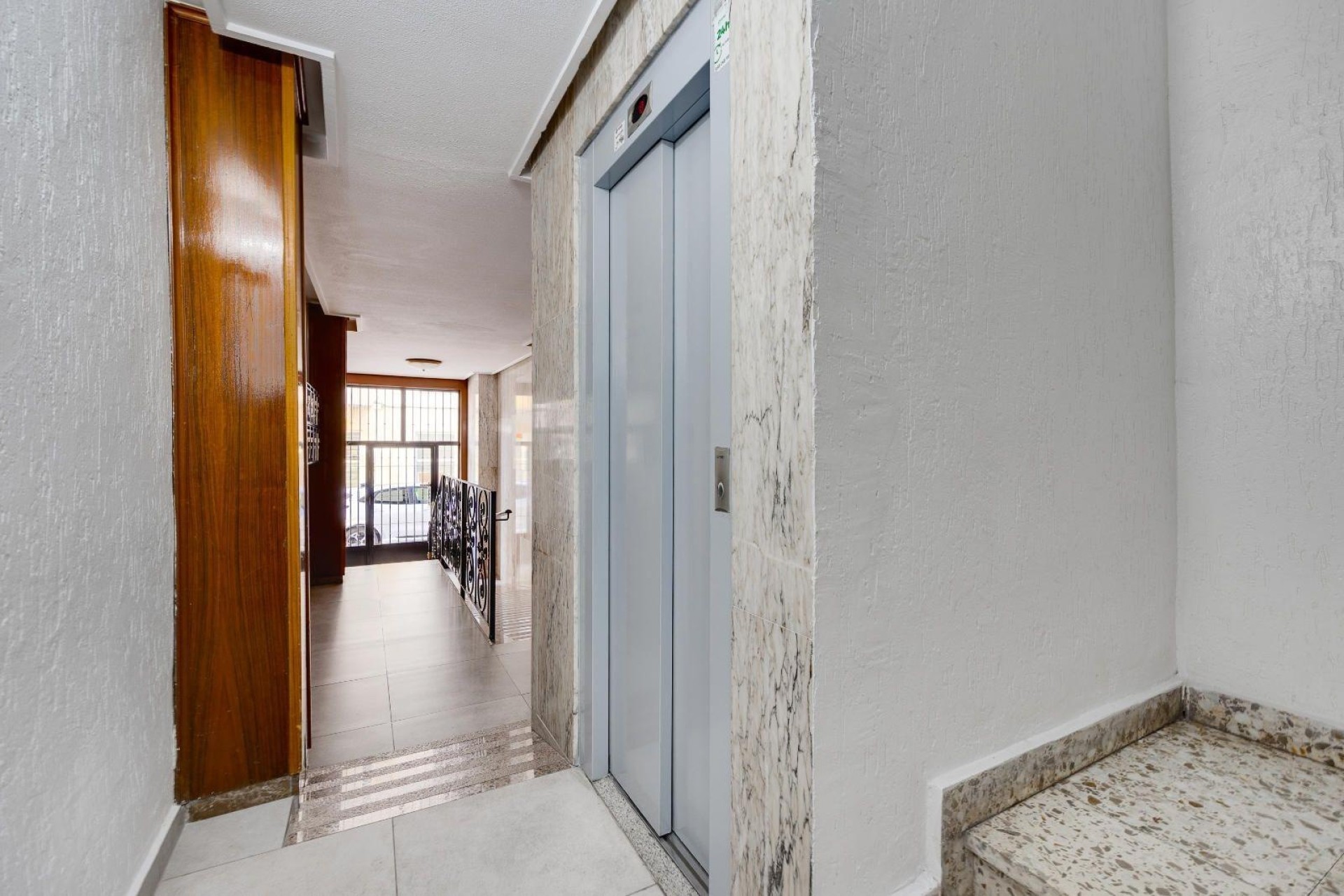 Venta - Apartamento / Piso -
Torrevieja - Center
