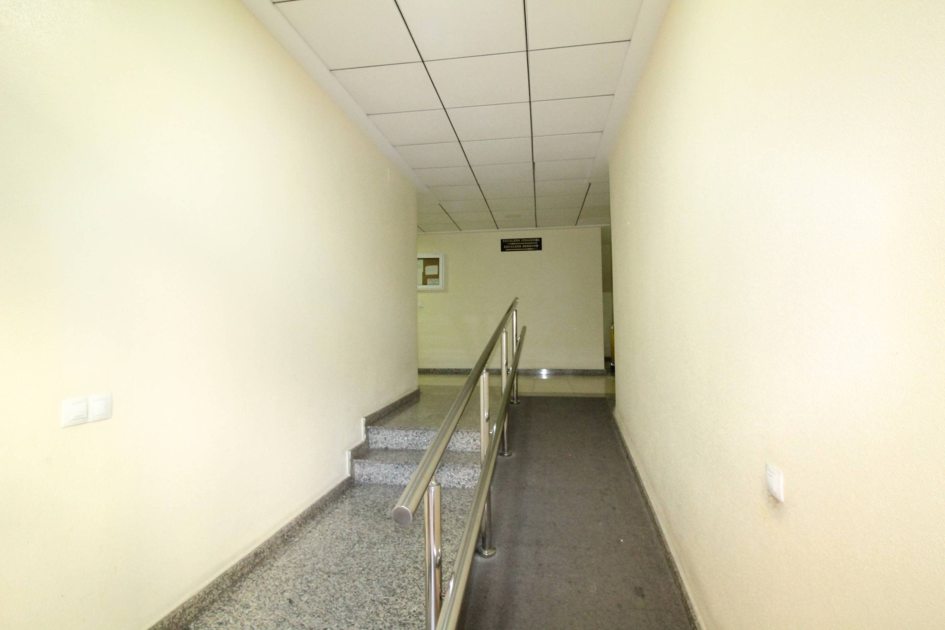 Venta - Apartamento / Piso -
Torrevieja - Center