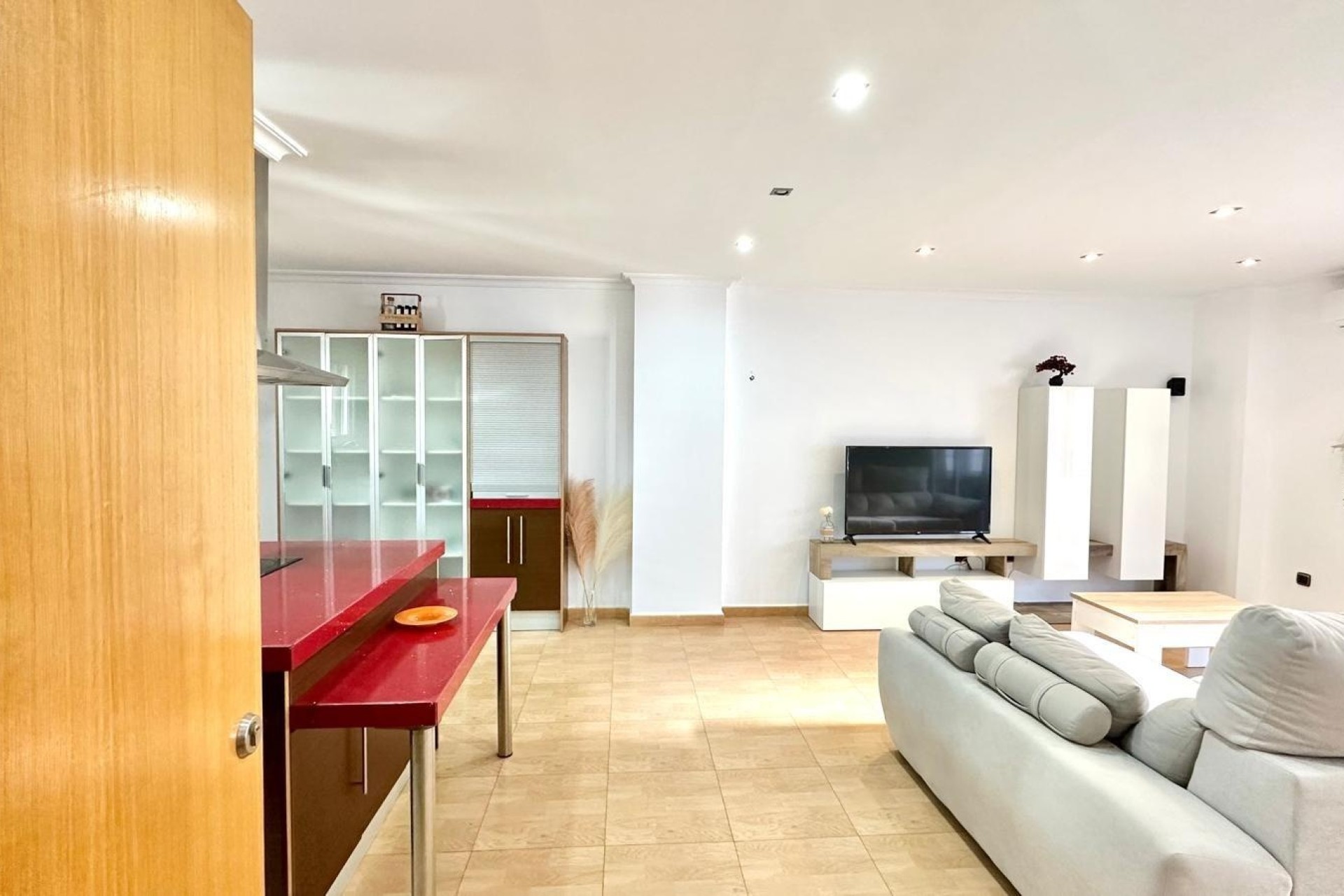 Venta - Apartamento / Piso -
Torrevieja - Center
