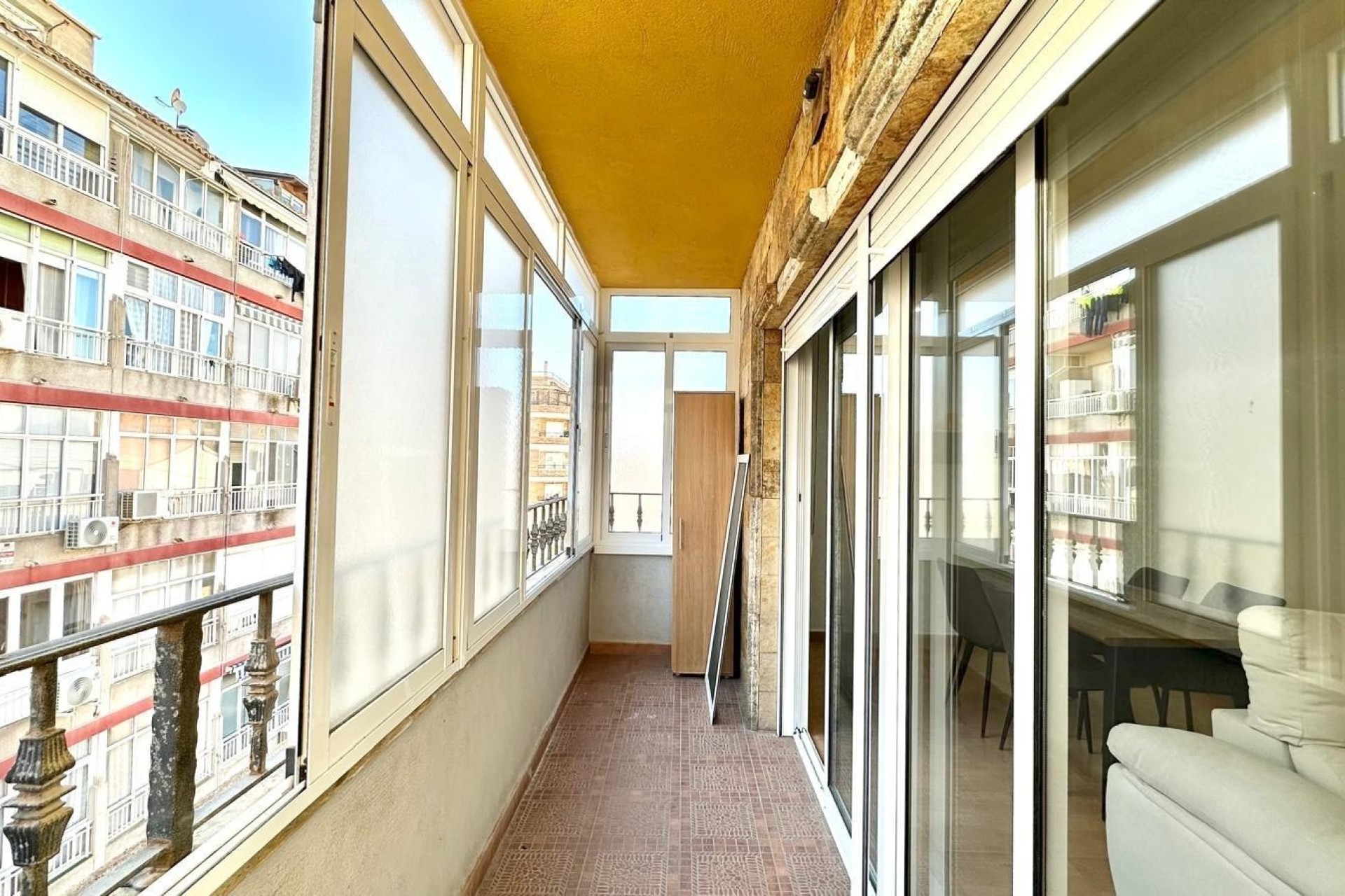 Venta - Apartamento / Piso -
Torrevieja - Center