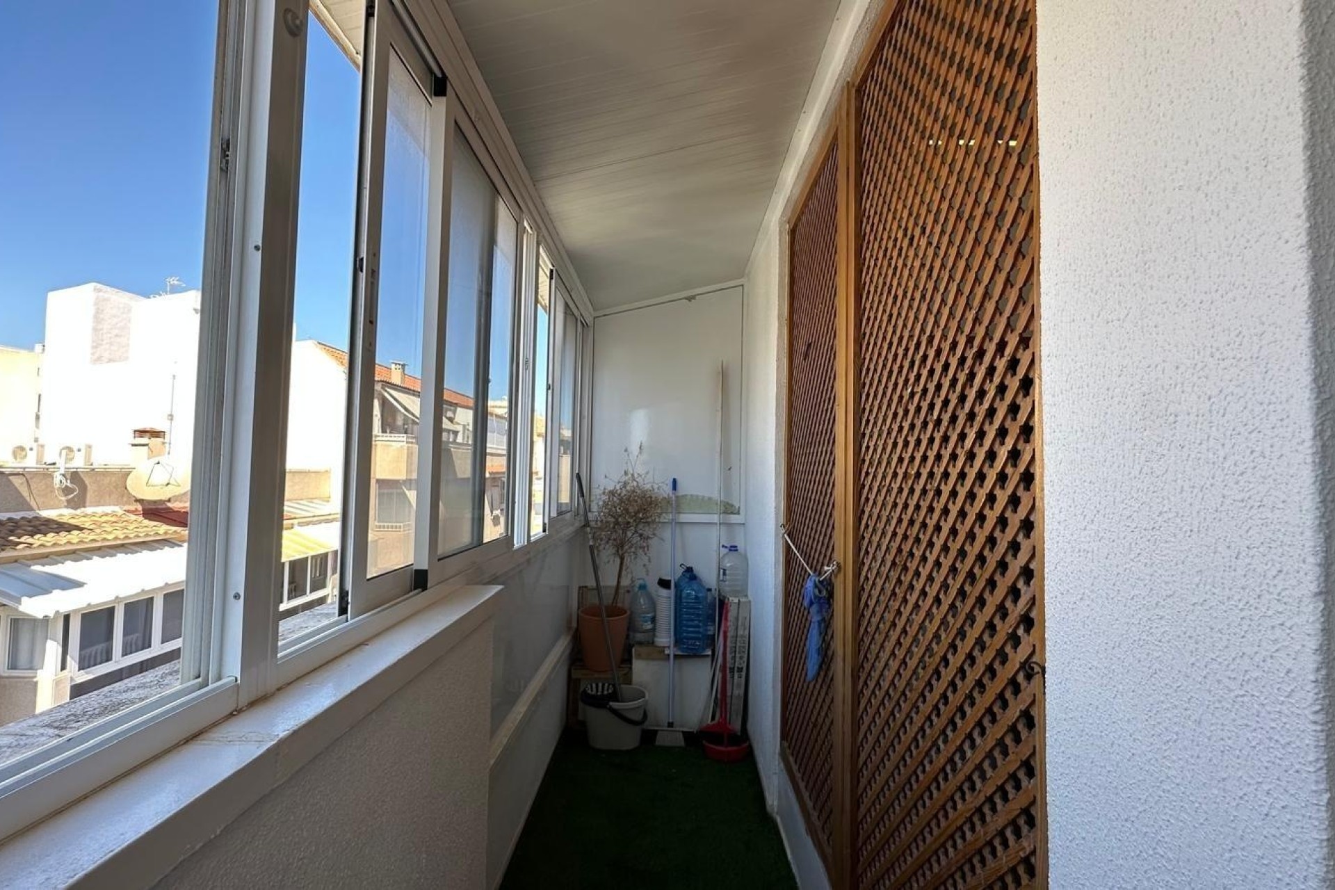 Venta - Apartamento / Piso -
Torrevieja - Center