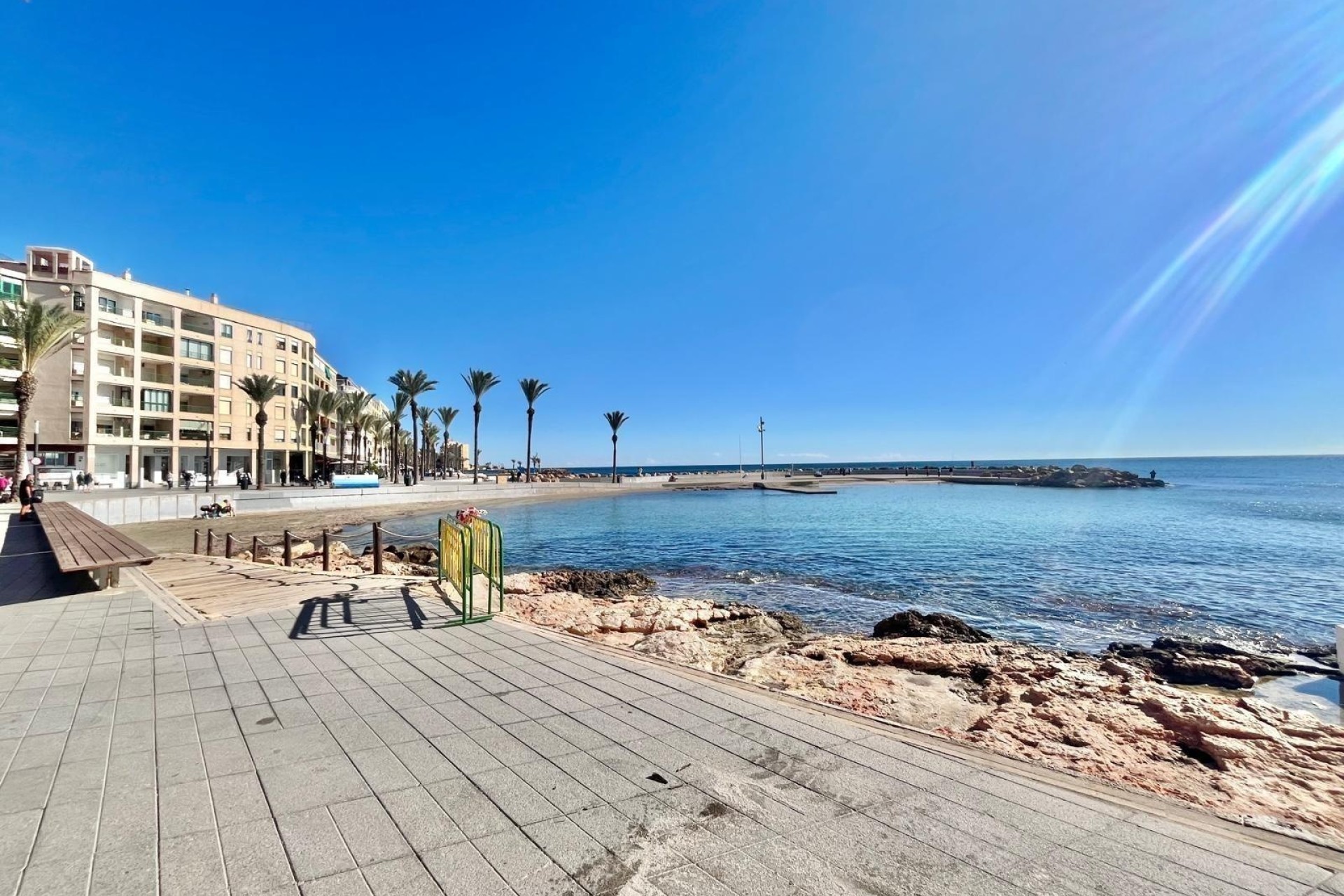 Venta - Apartamento / Piso -
Torrevieja - Center