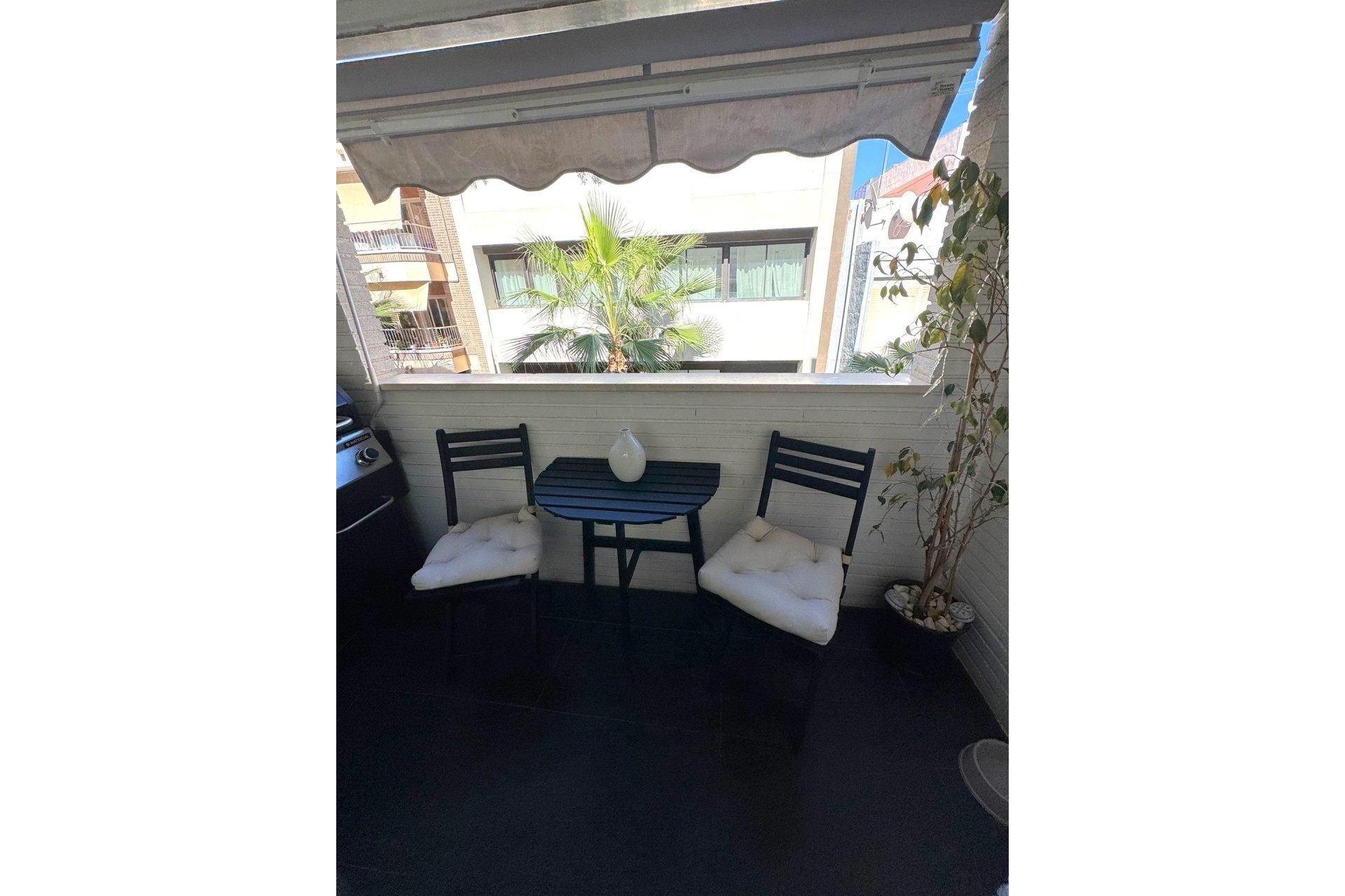 Venta - Apartamento / Piso -
Torrevieja - Center