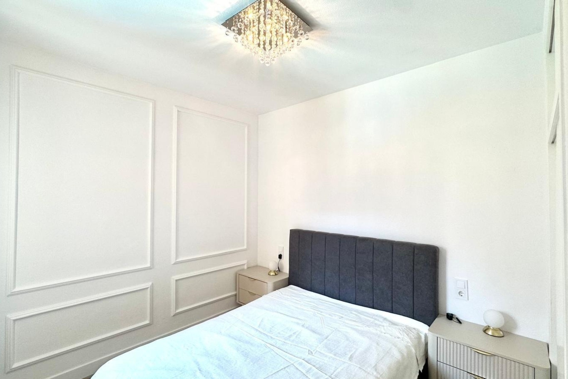 Venta - Apartamento / Piso -
Torrevieja - Center