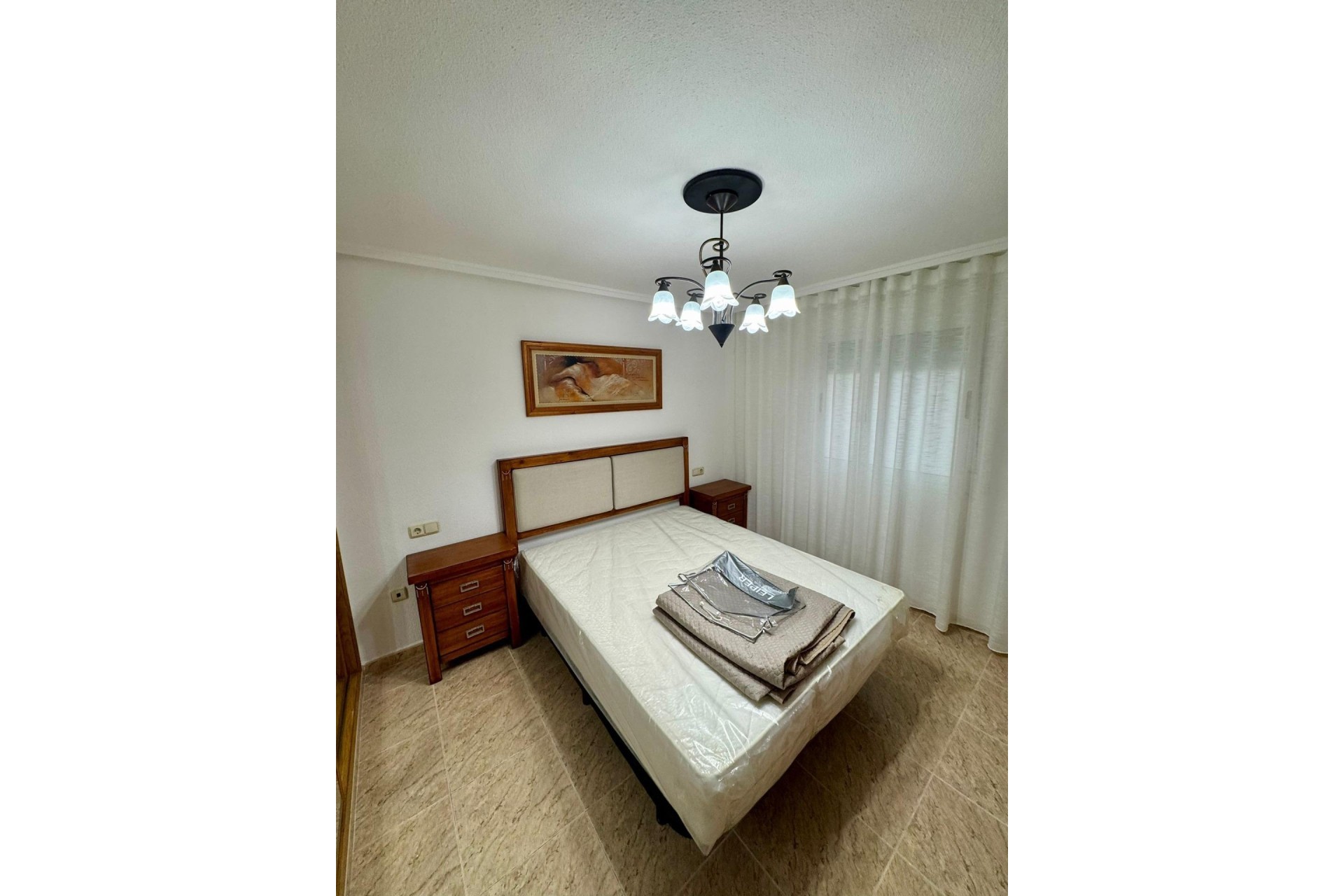 Venta - Apartamento / Piso -
Torrevieja - Center