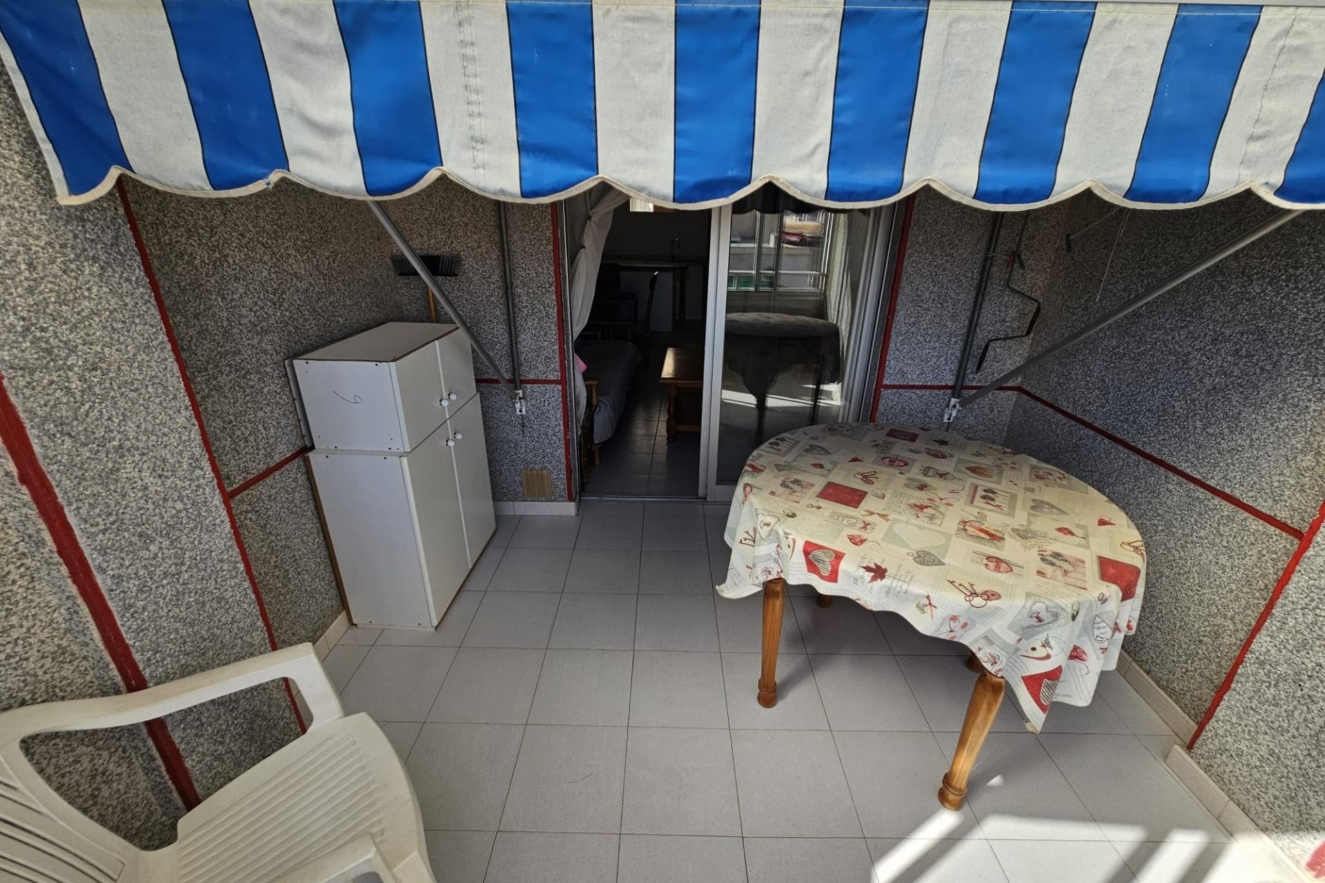 Venta - Apartamento / Piso -
Torrevieja - Center