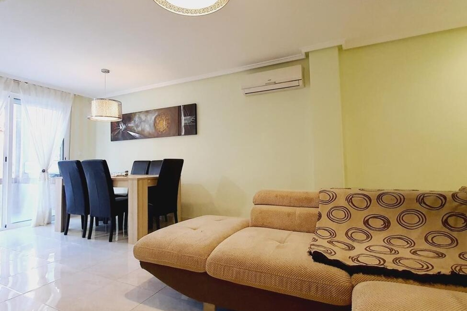 Venta - Apartamento / Piso -
Torrevieja - Center