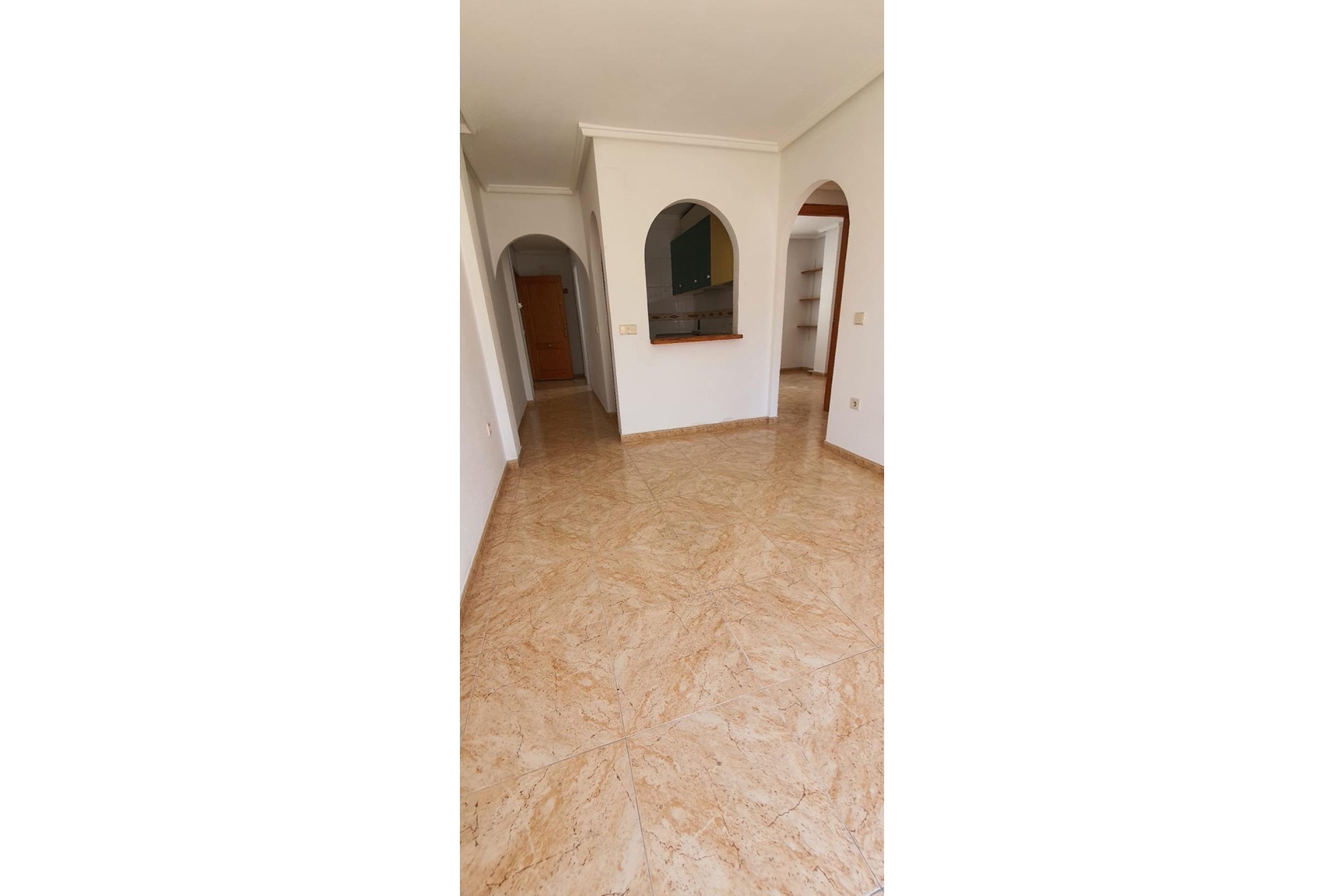Venta - Apartamento / Piso -
Torrevieja - Center