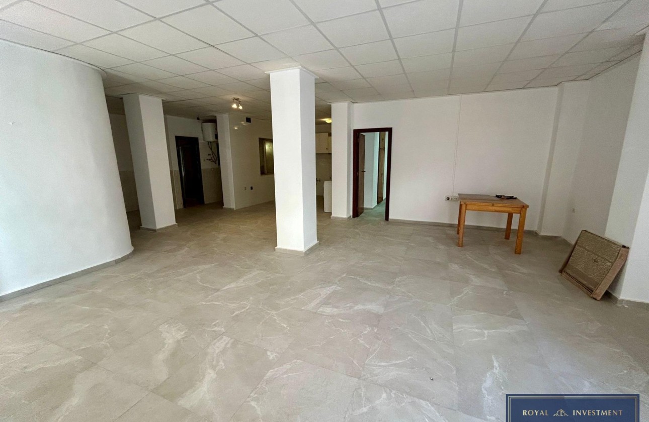 Venta - Apartamento / Piso -
Torrevieja - Center