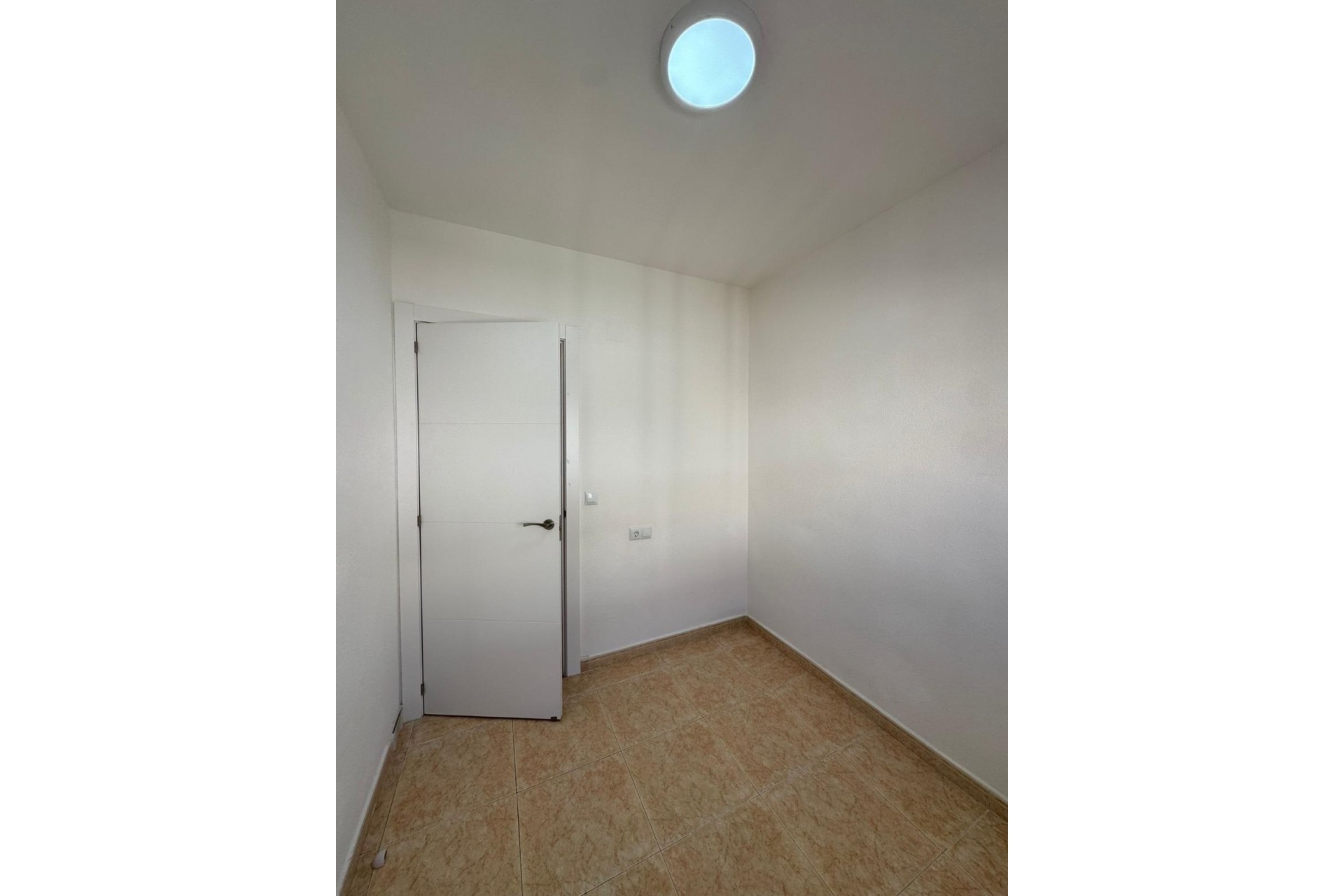 Venta - Apartamento / Piso -
Torrevieja - Center