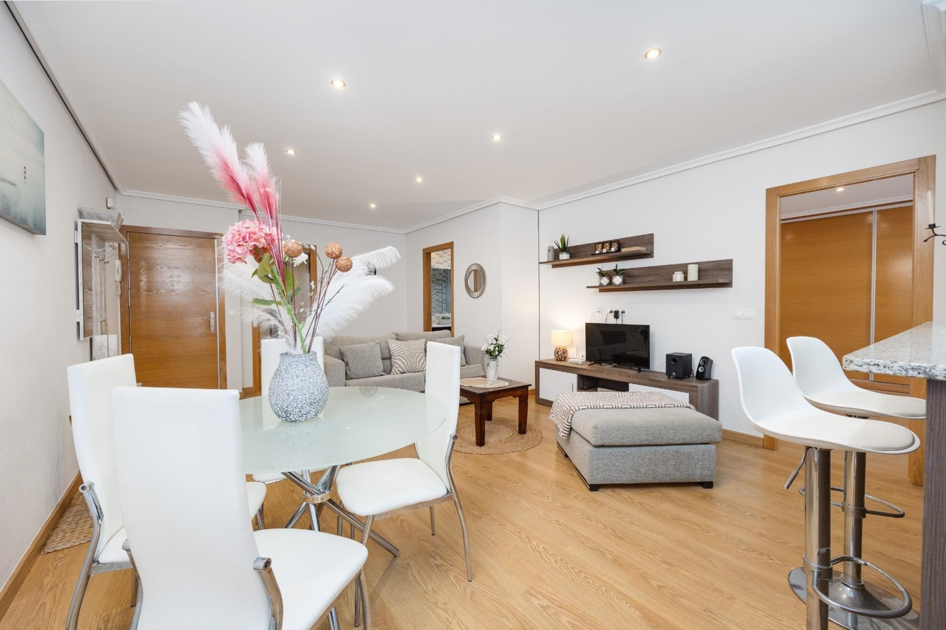 Venta - Apartamento / Piso -
Torrevieja - Center
