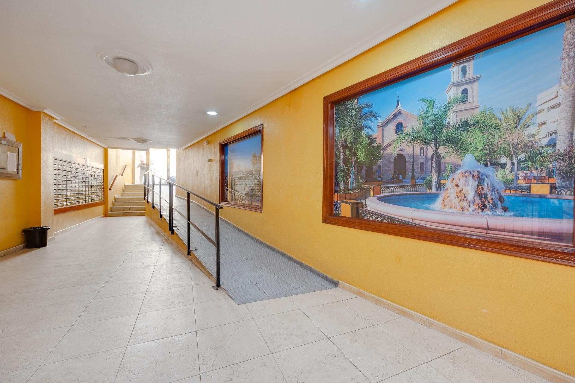 Venta - Apartamento / Piso -
Torrevieja - Center