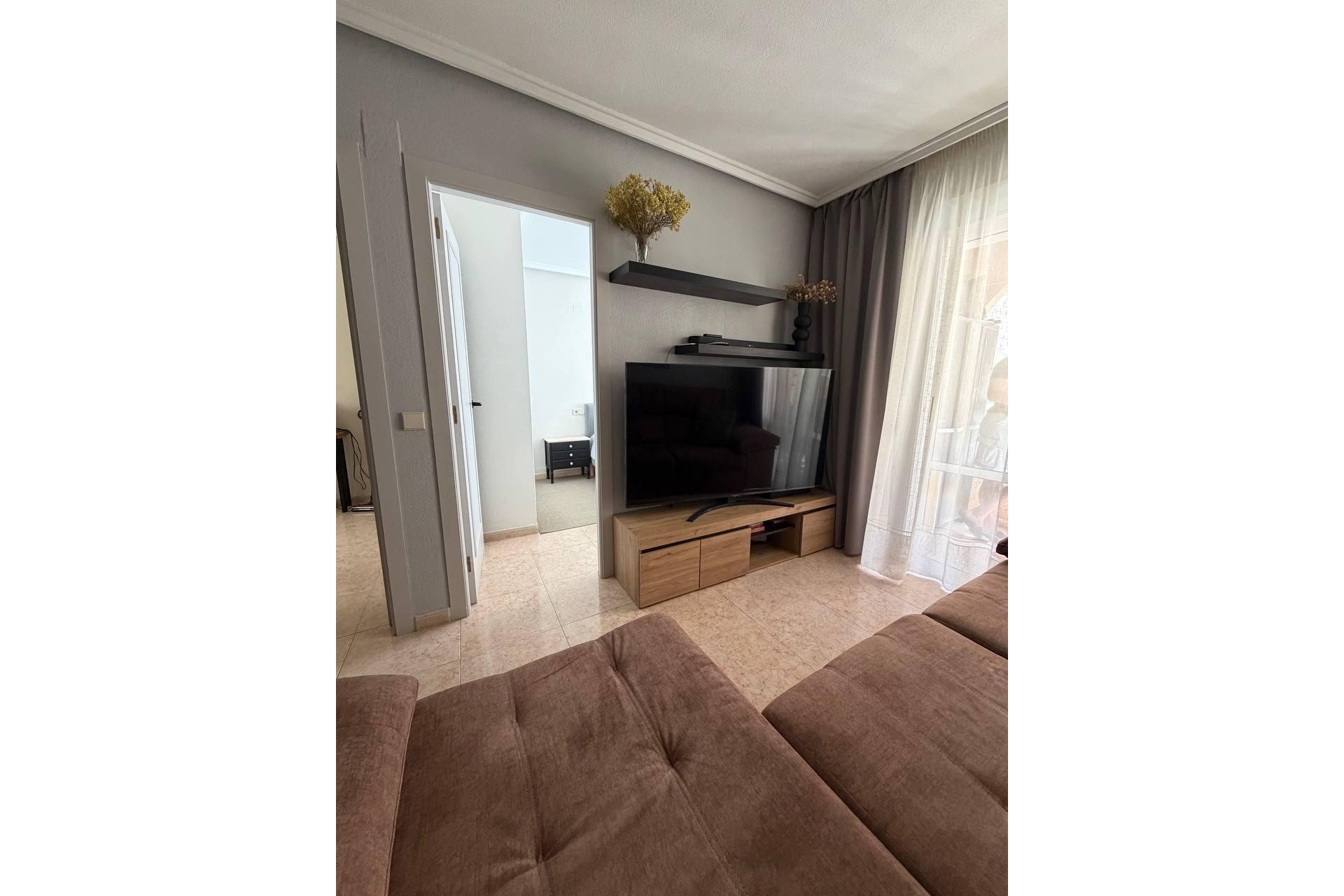 Venta - Apartamento / Piso -
Torrevieja - Center