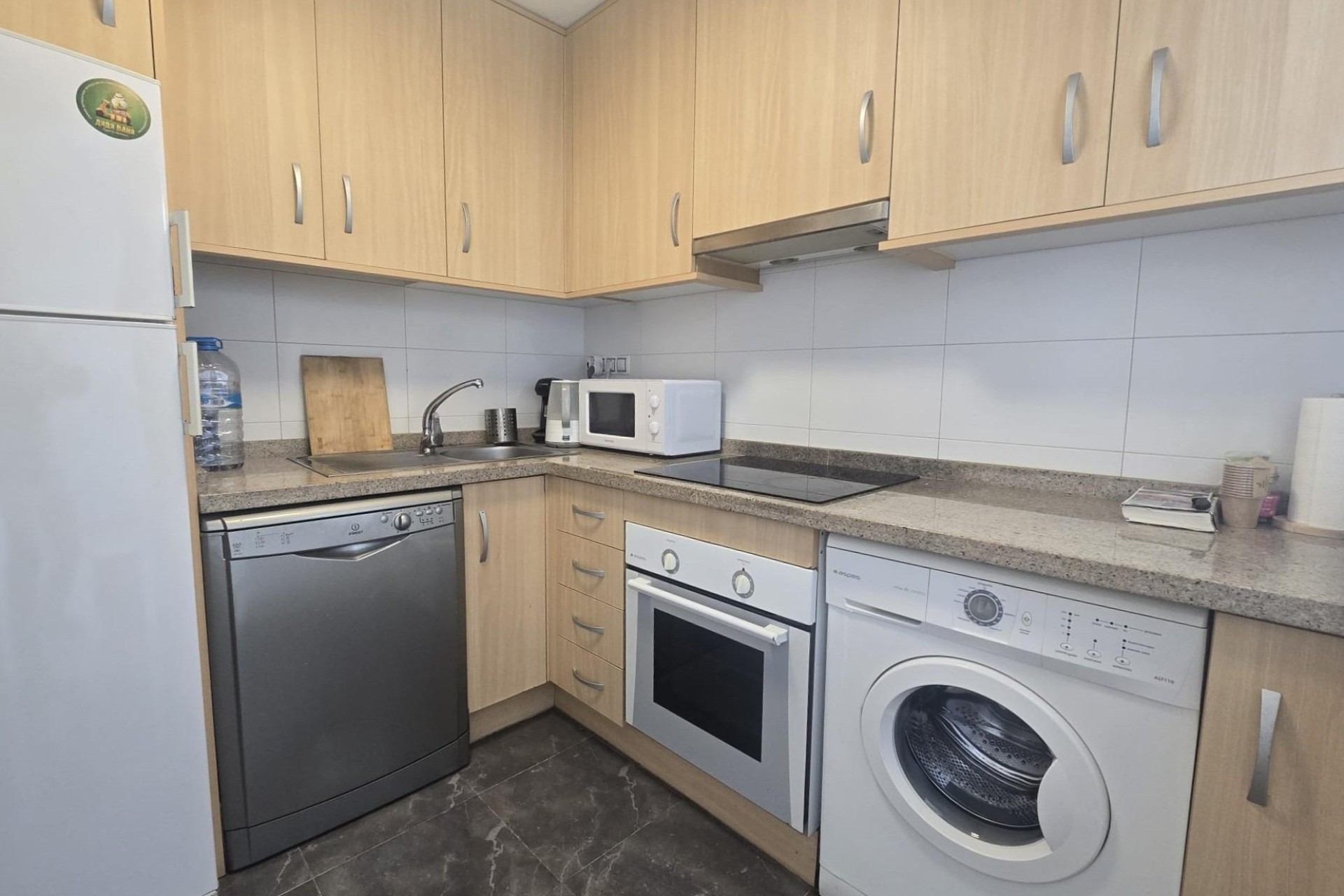 Venta - Apartamento / Piso -
Torrevieja - Center