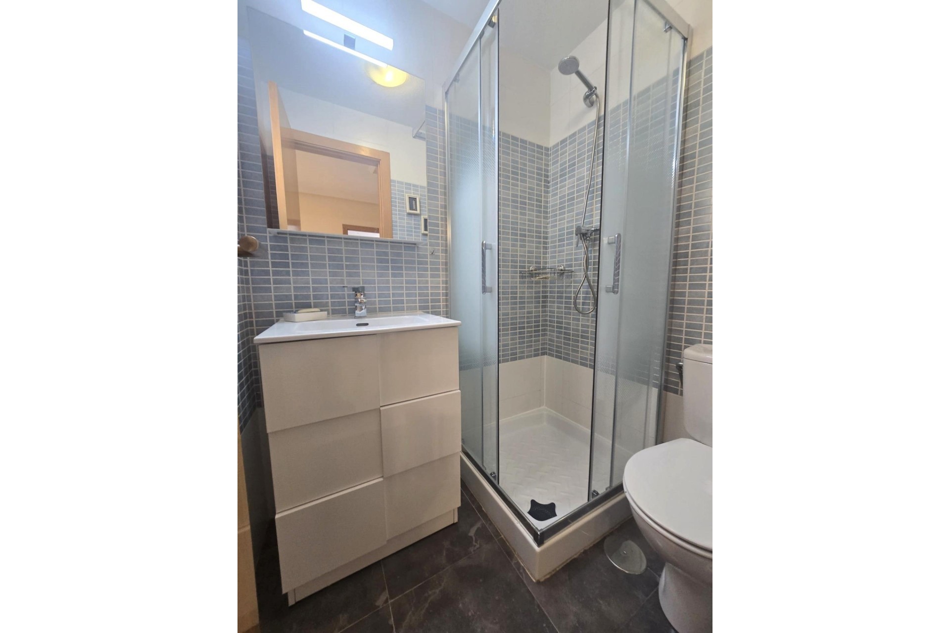 Venta - Apartamento / Piso -
Torrevieja - Center