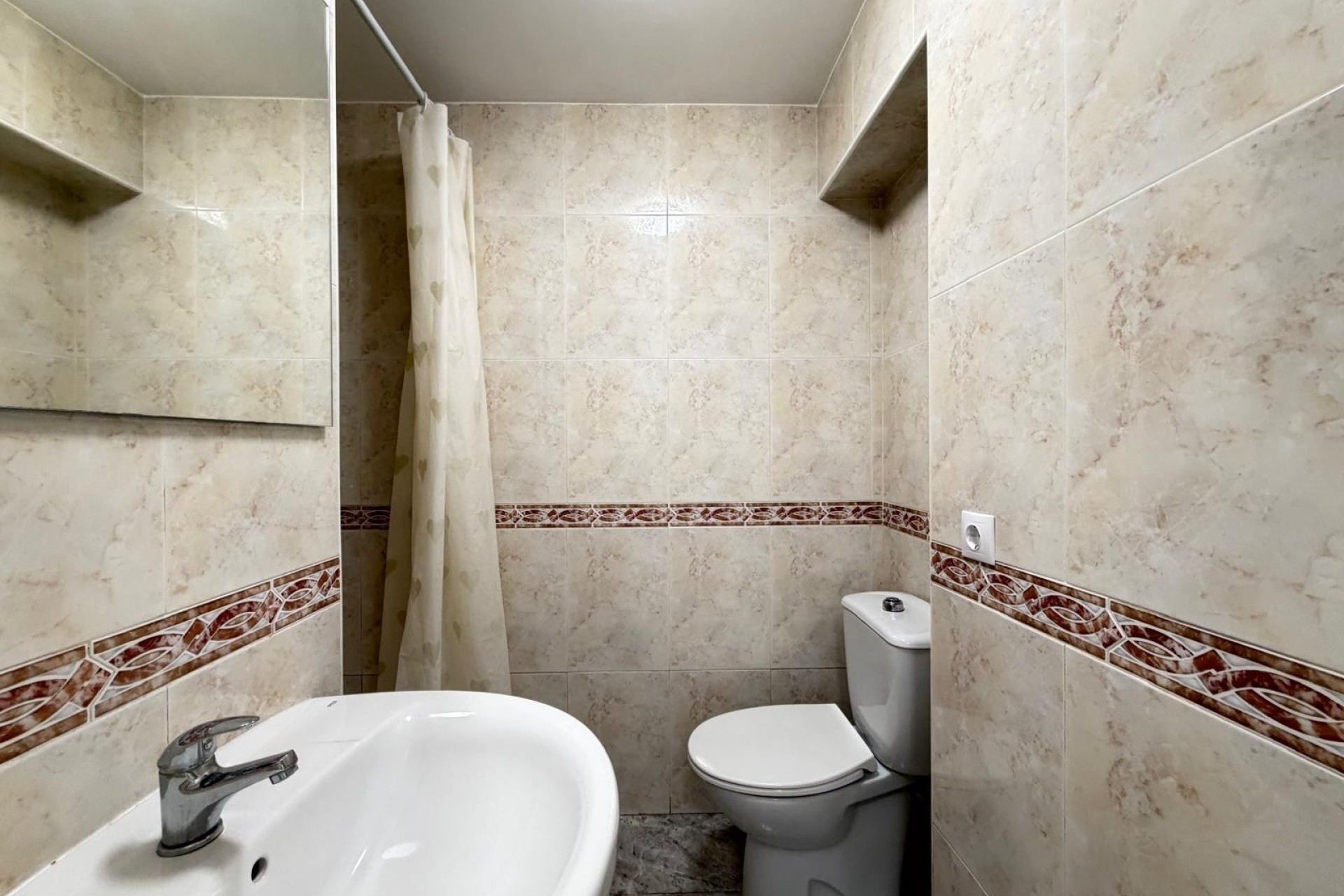 Venta - Apartamento / Piso -
Torrevieja - Center