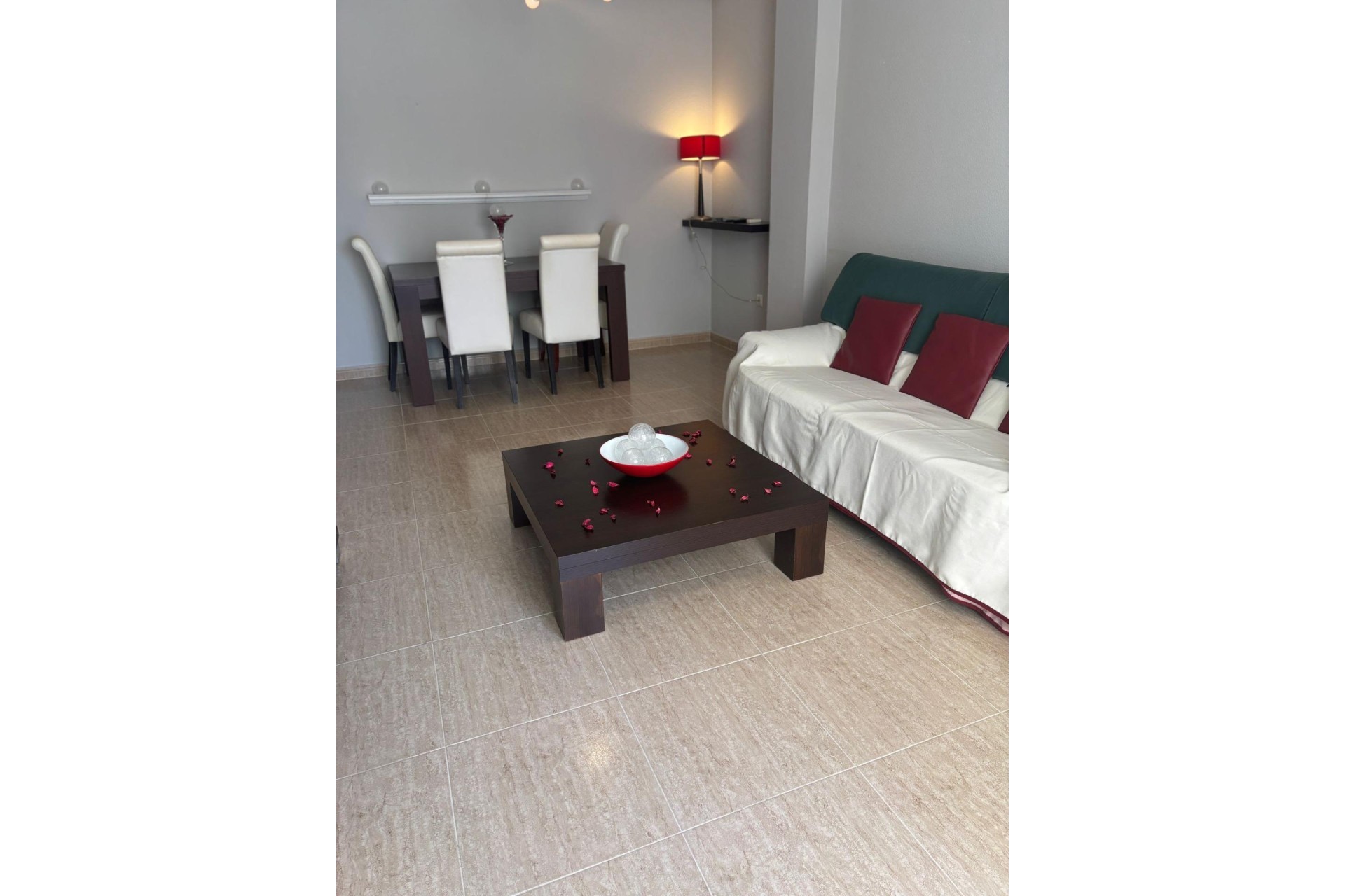 Venta - Apartamento / Piso -
Torrevieja - Center