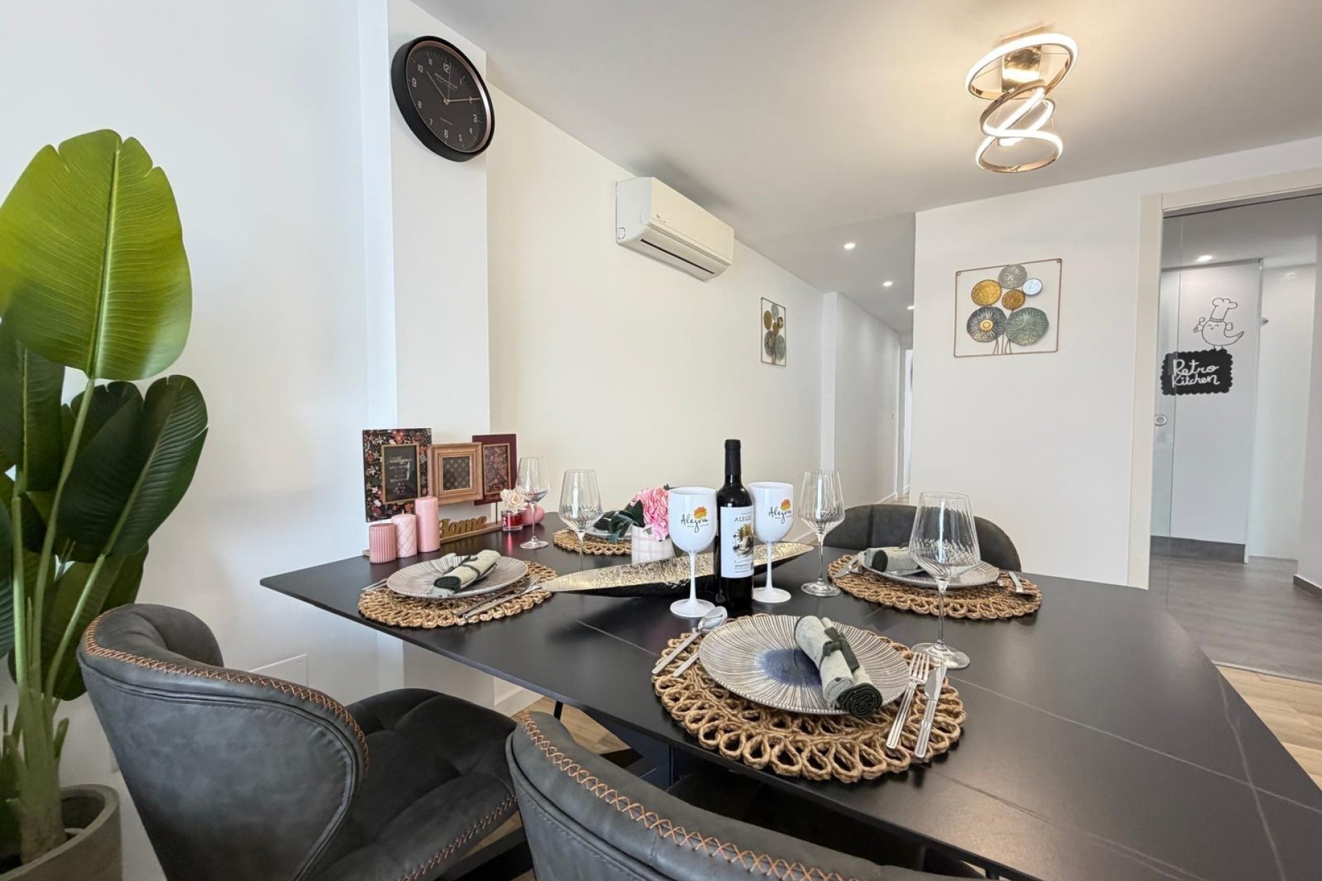Venta - Apartamento / Piso -
Torrevieja - Center