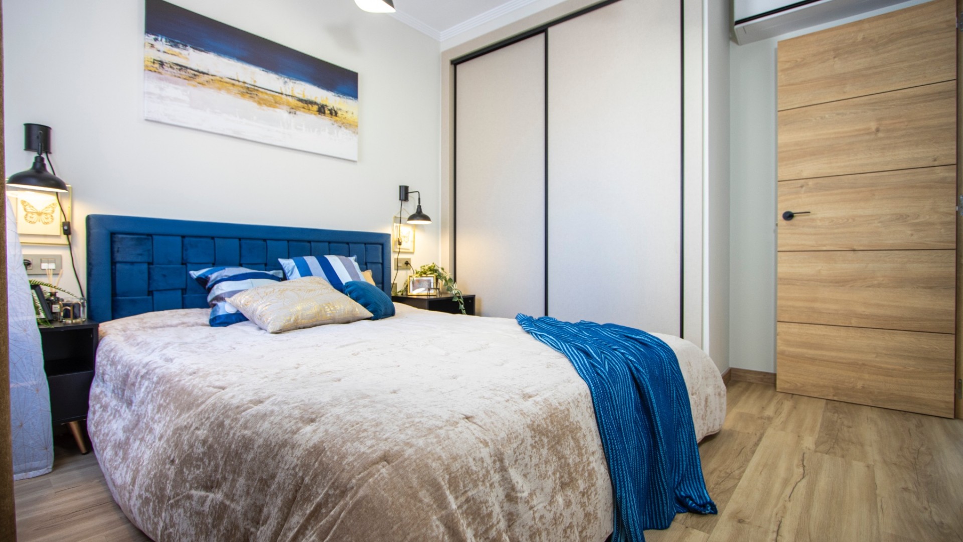 Venta - Apartamento piso -
Torrevieja - Center