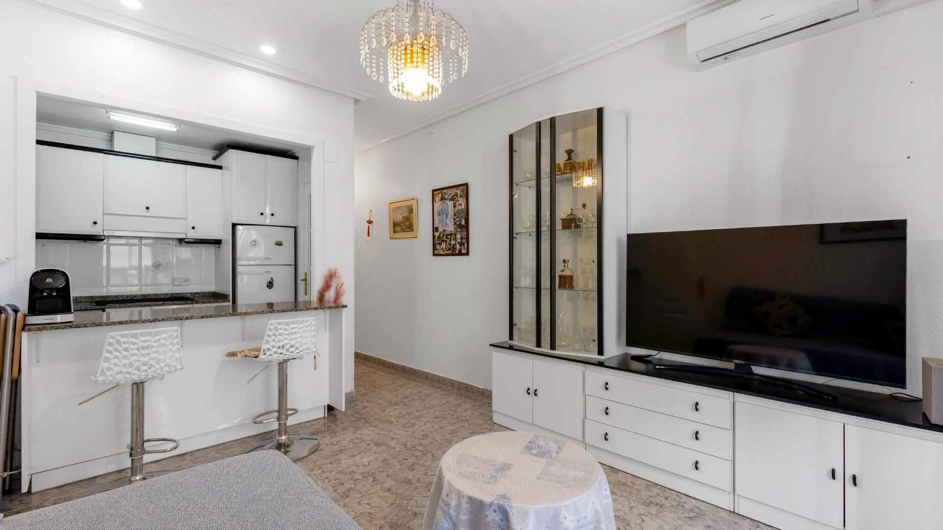 Venta - Apartamento piso -
Torrevieja - Centro - Muelle Pesquero