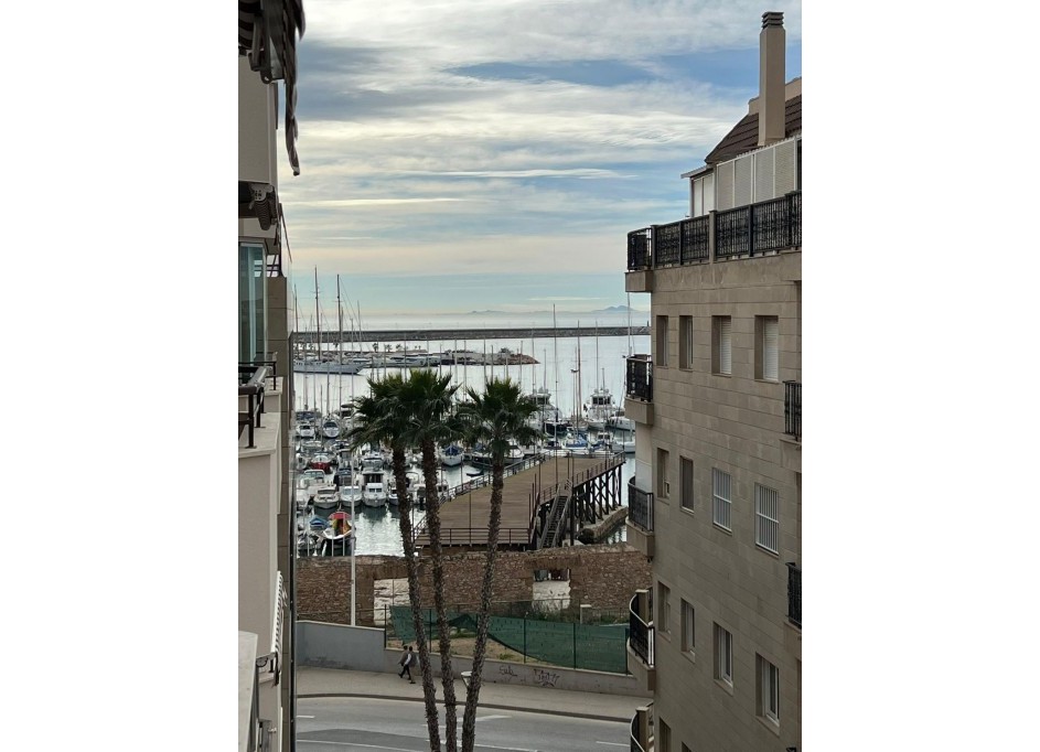 Venta - Apartamento piso -
Torrevieja - Centro - Muelle Pesquero