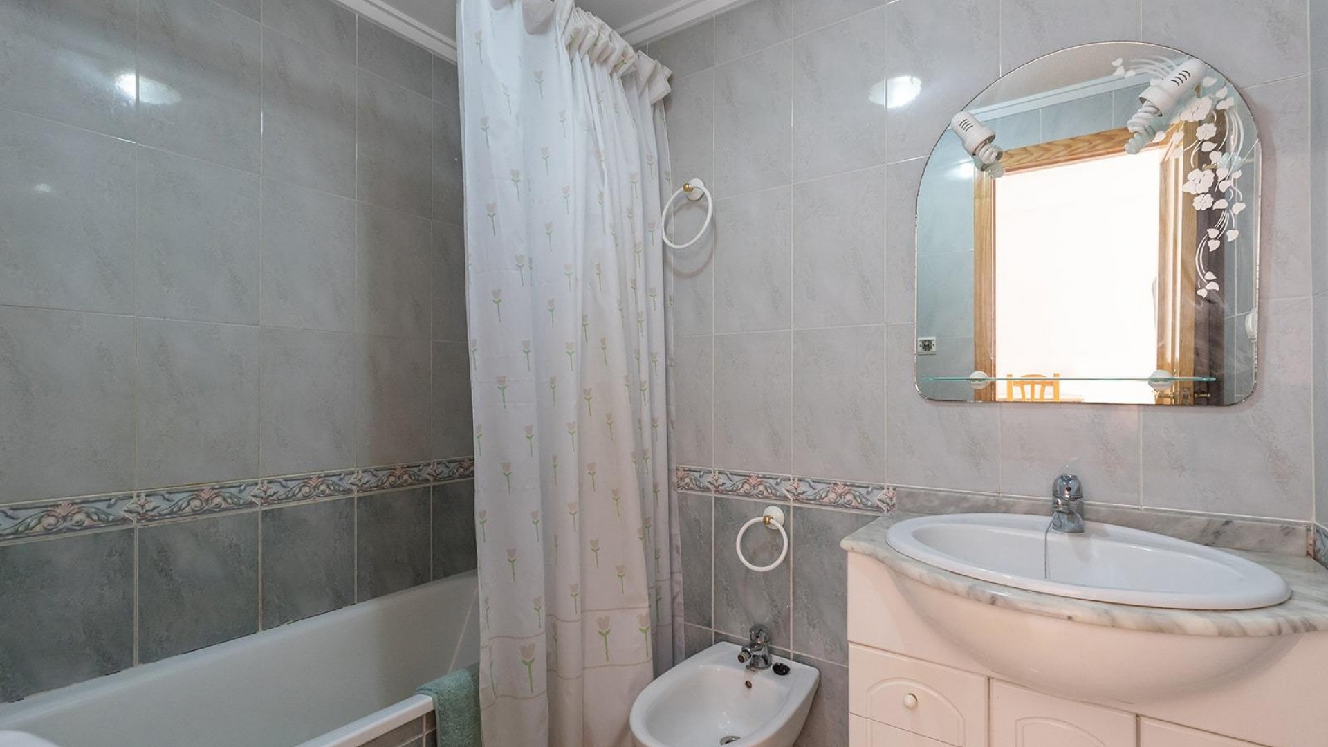 Venta - Apartamento piso -
Torrevieja - Centro