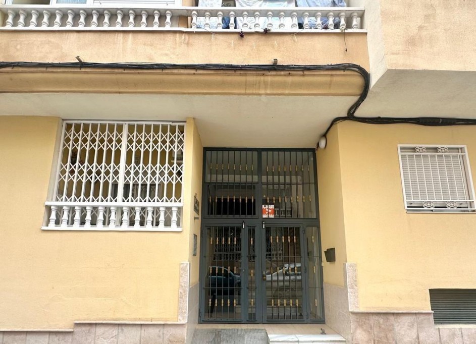 Venta - Apartamento piso -
Torrevieja - Centro