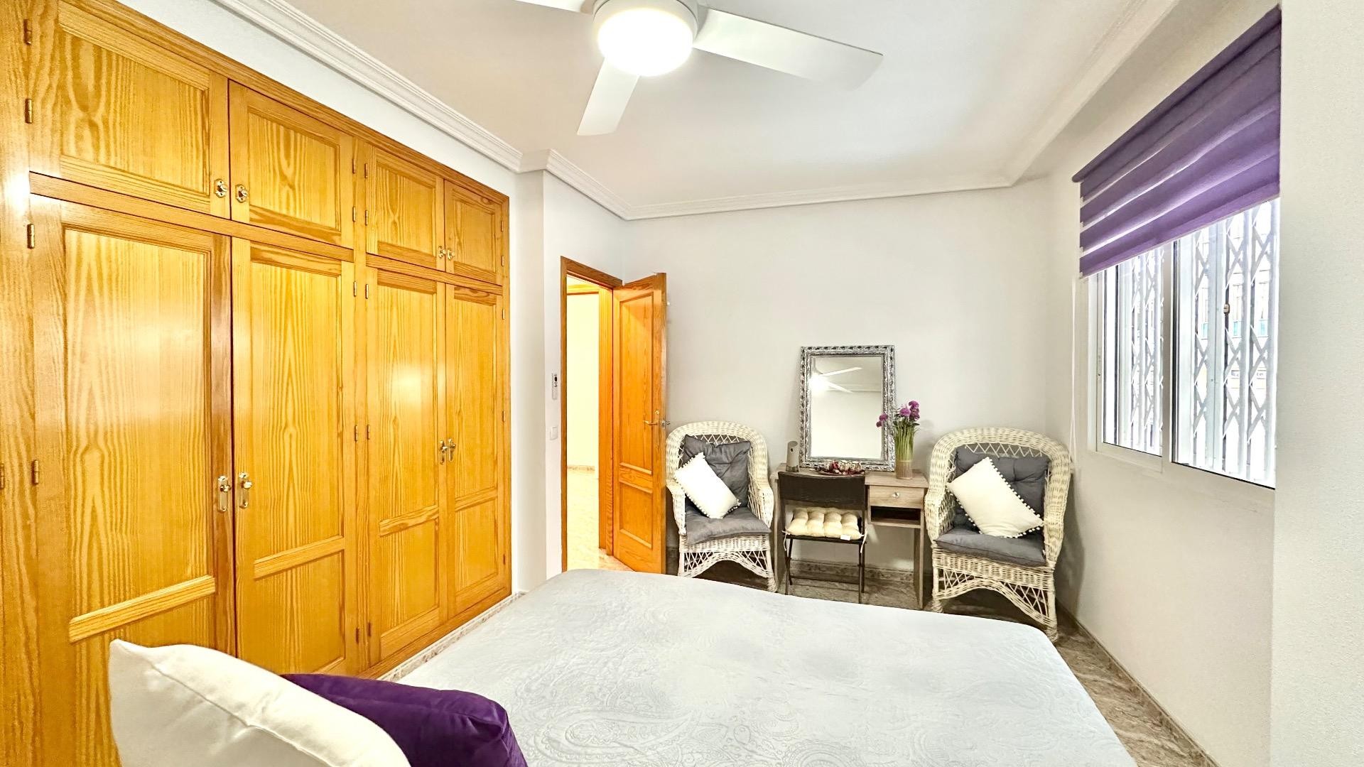 Venta - Apartamento piso -
Torrevieja - Centro