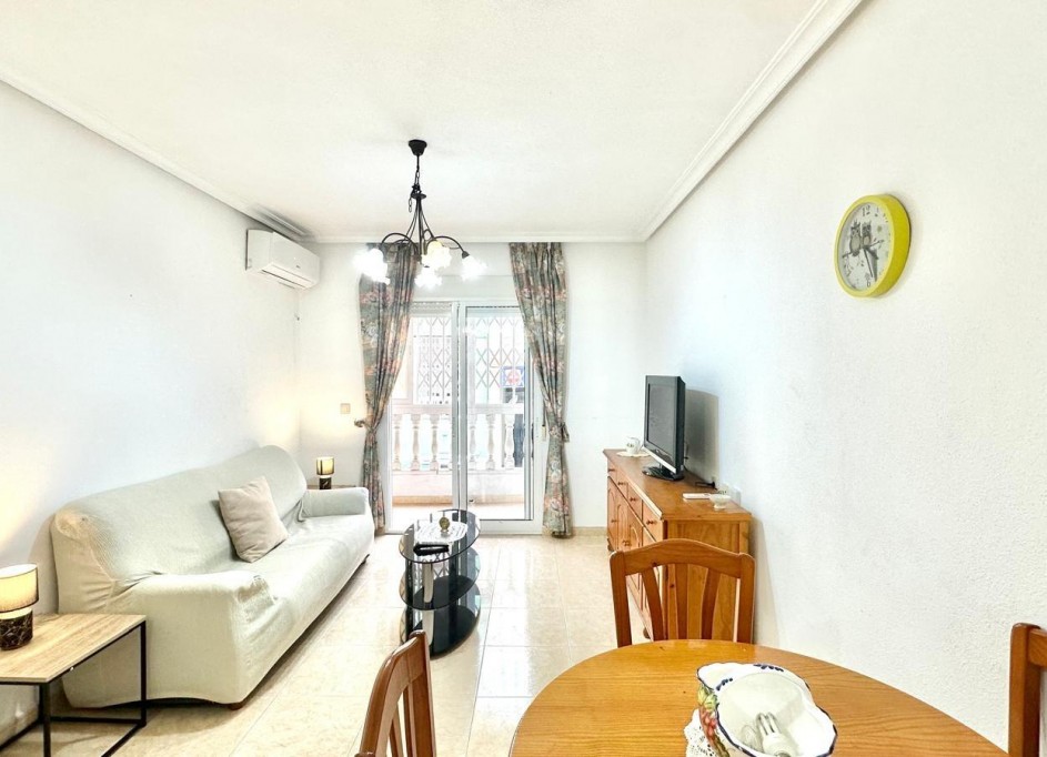 Venta - Apartamento piso -
Torrevieja - Centro