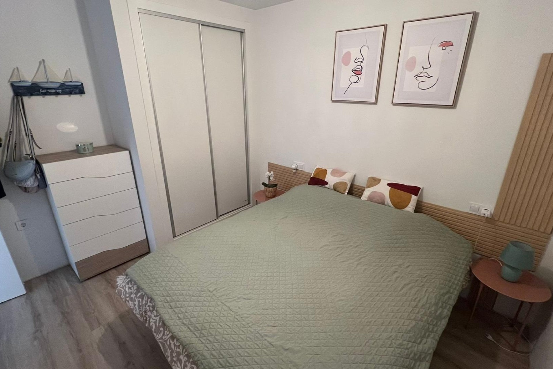 Venta - Apartamento / Piso -
Torrevieja - Centro