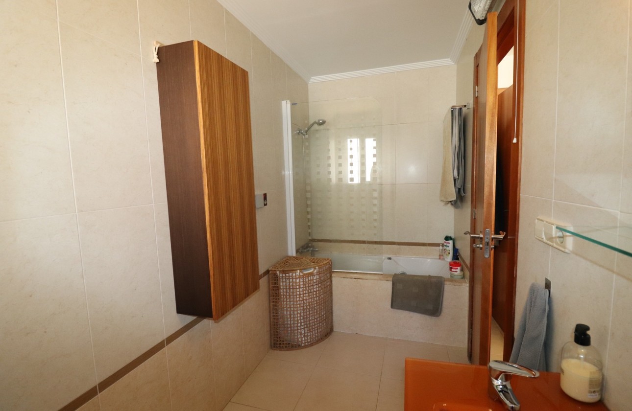 Venta - Apartamento / Piso -
Torrevieja - Centro