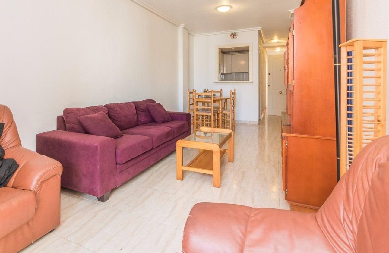 Venta - Apartamento / Piso -
Torrevieja - Centro