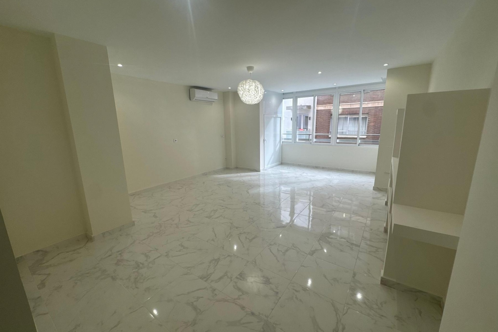Venta - Apartamento / Piso -
Torrevieja - Costa Blanca