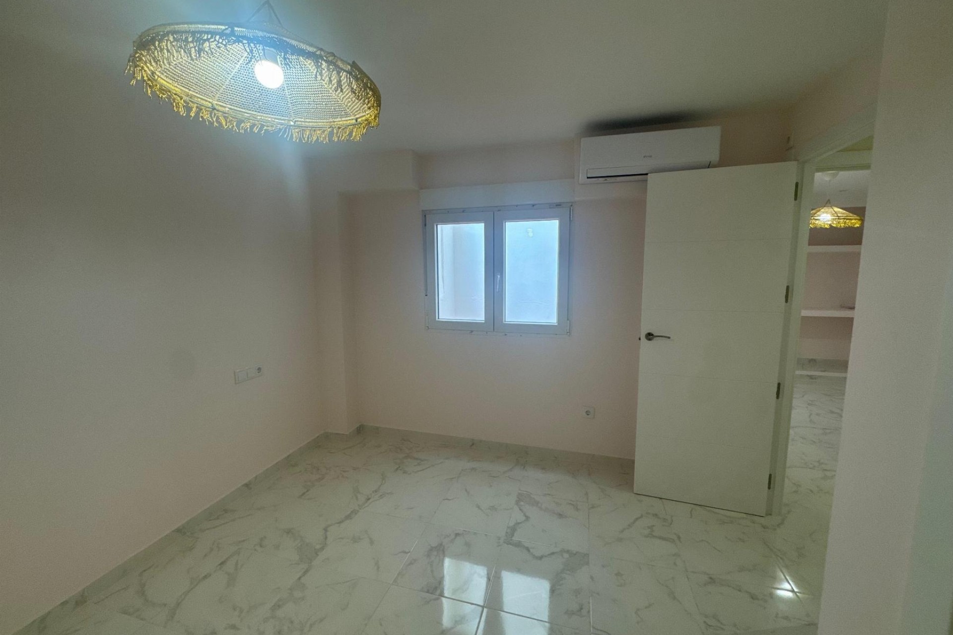 Venta - Apartamento / Piso -
Torrevieja - Costa Blanca