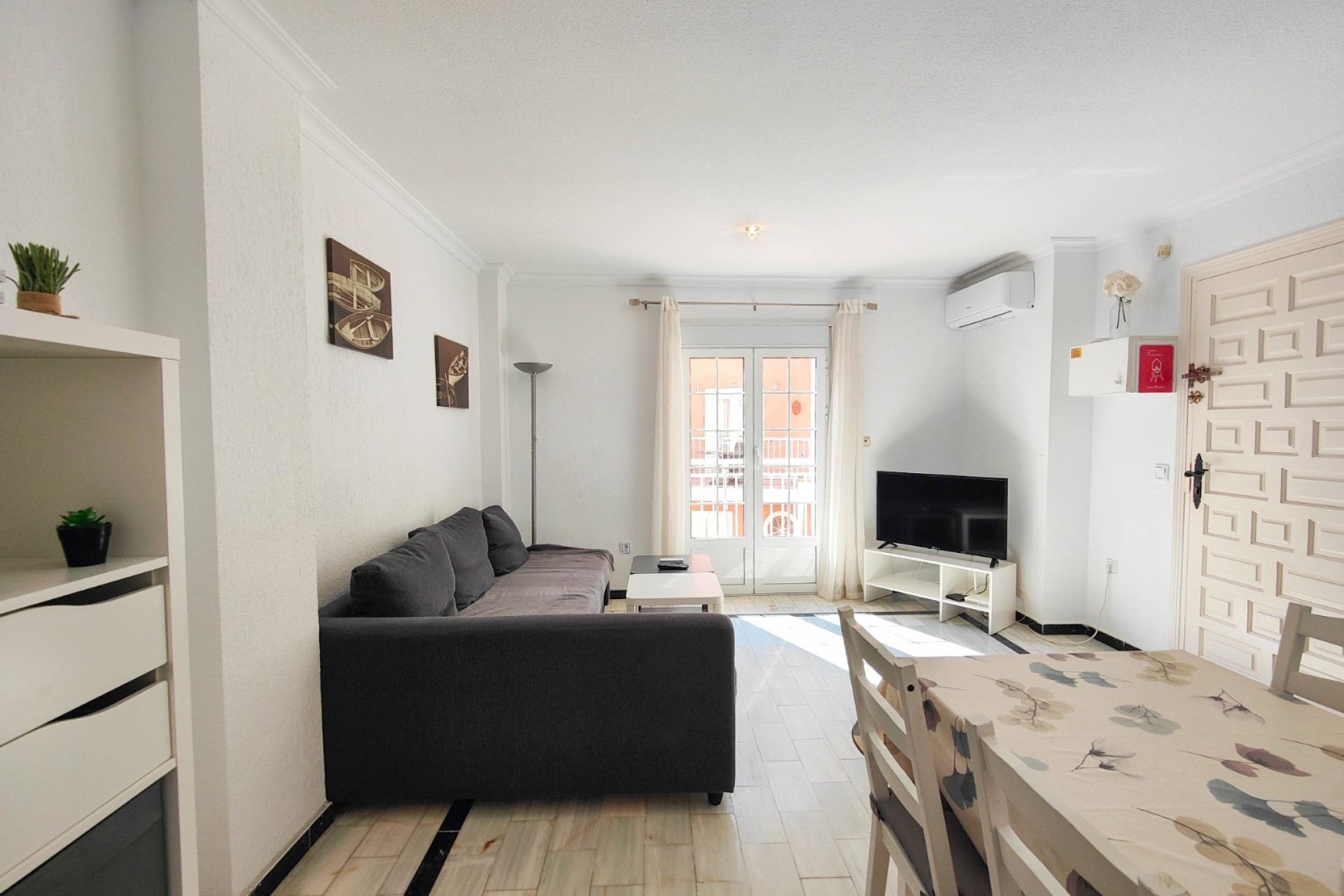 Venta - Apartamento / Piso -
Torrevieja - Costa Blanca