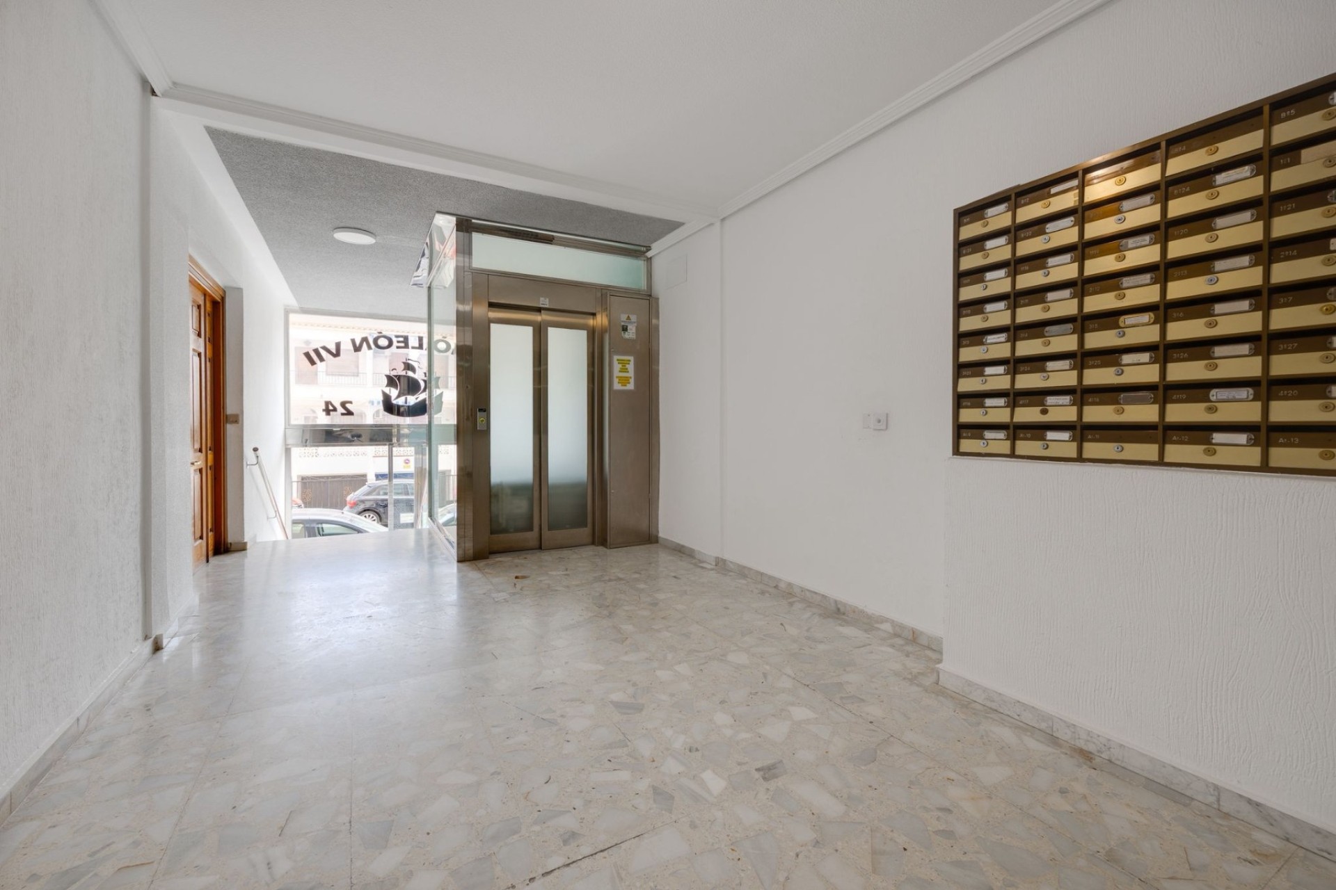 Venta - Apartamento / Piso -
Torrevieja - Costa Blanca