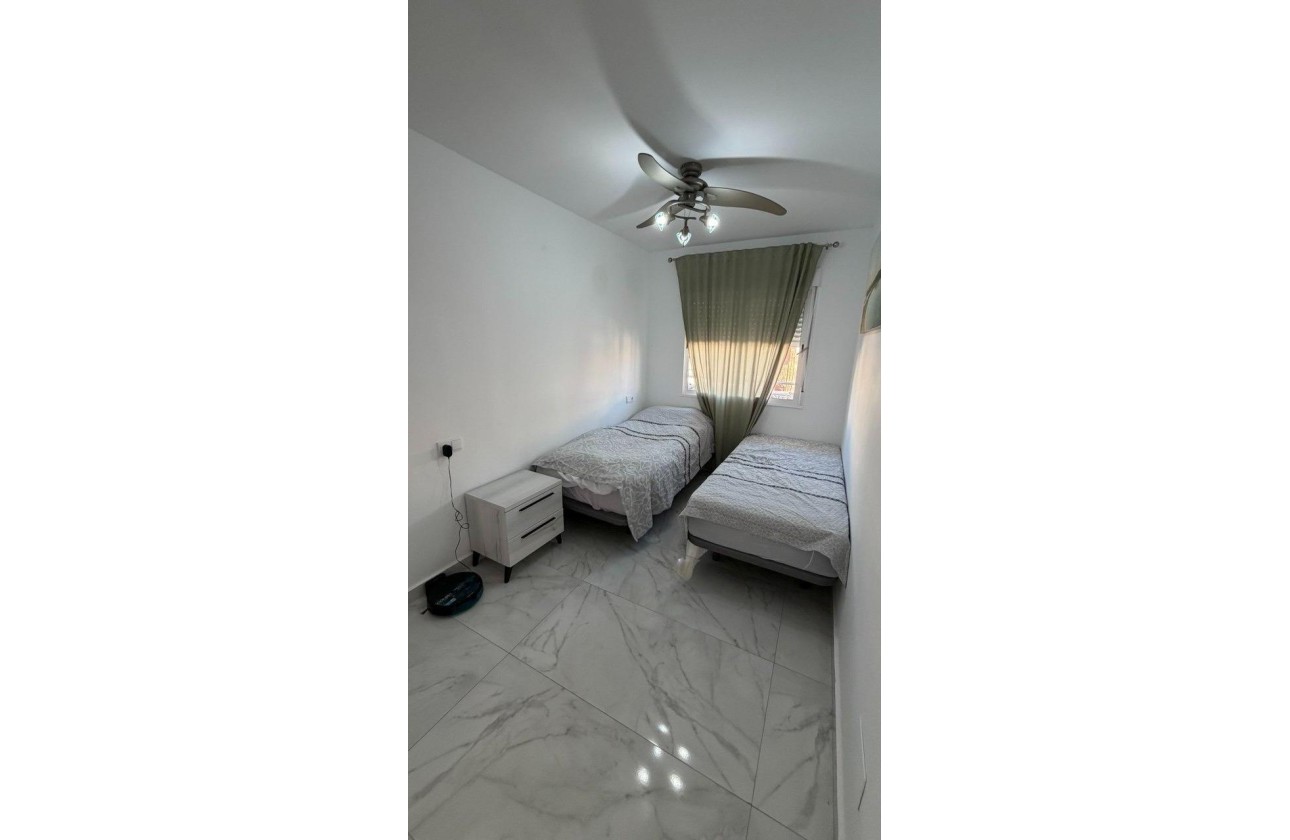 Venta - Apartamento / Piso -
Torrevieja - Curva del Palangre