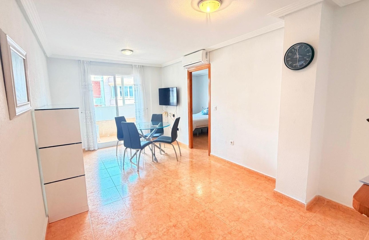Venta - Apartamento / Piso -
Torrevieja - Curva del Palangre