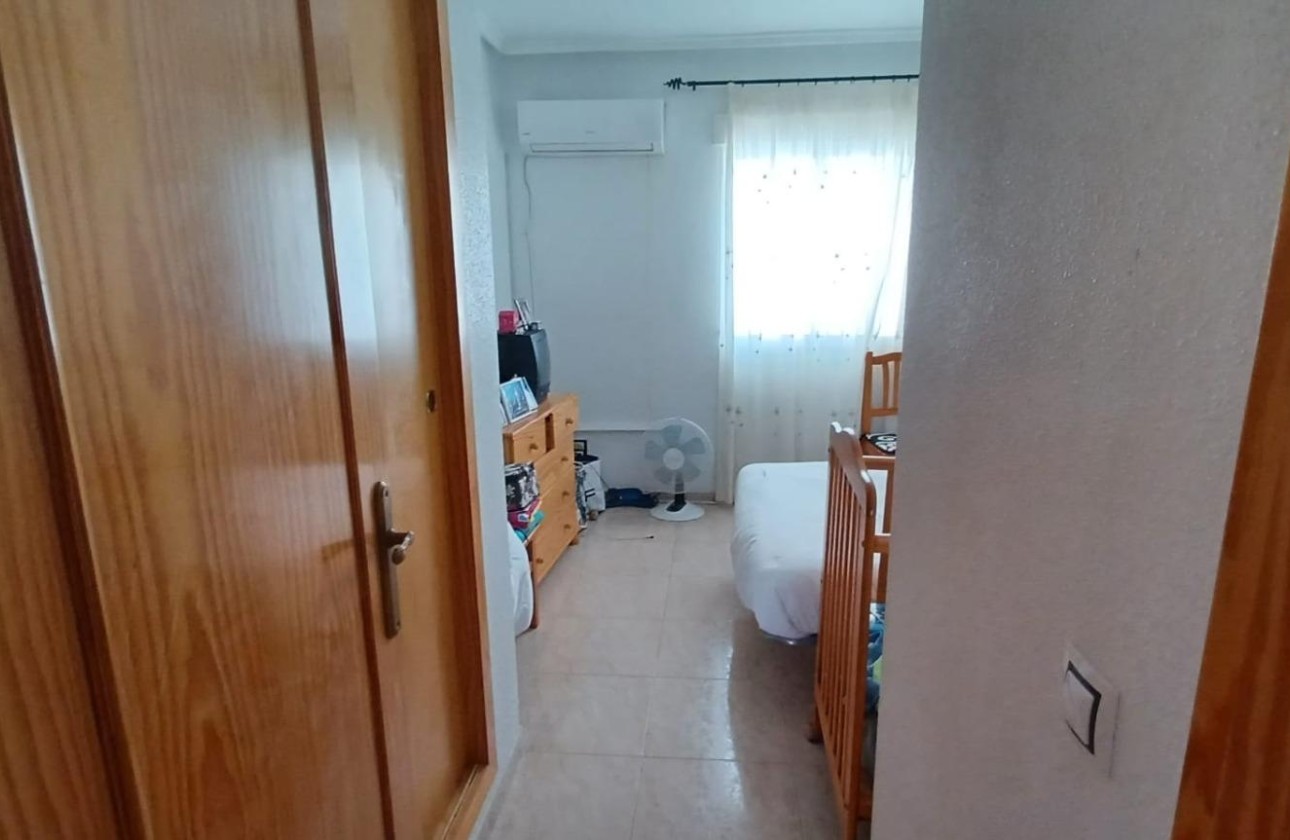 Venta - Apartamento / Piso -
Torrevieja - El molino